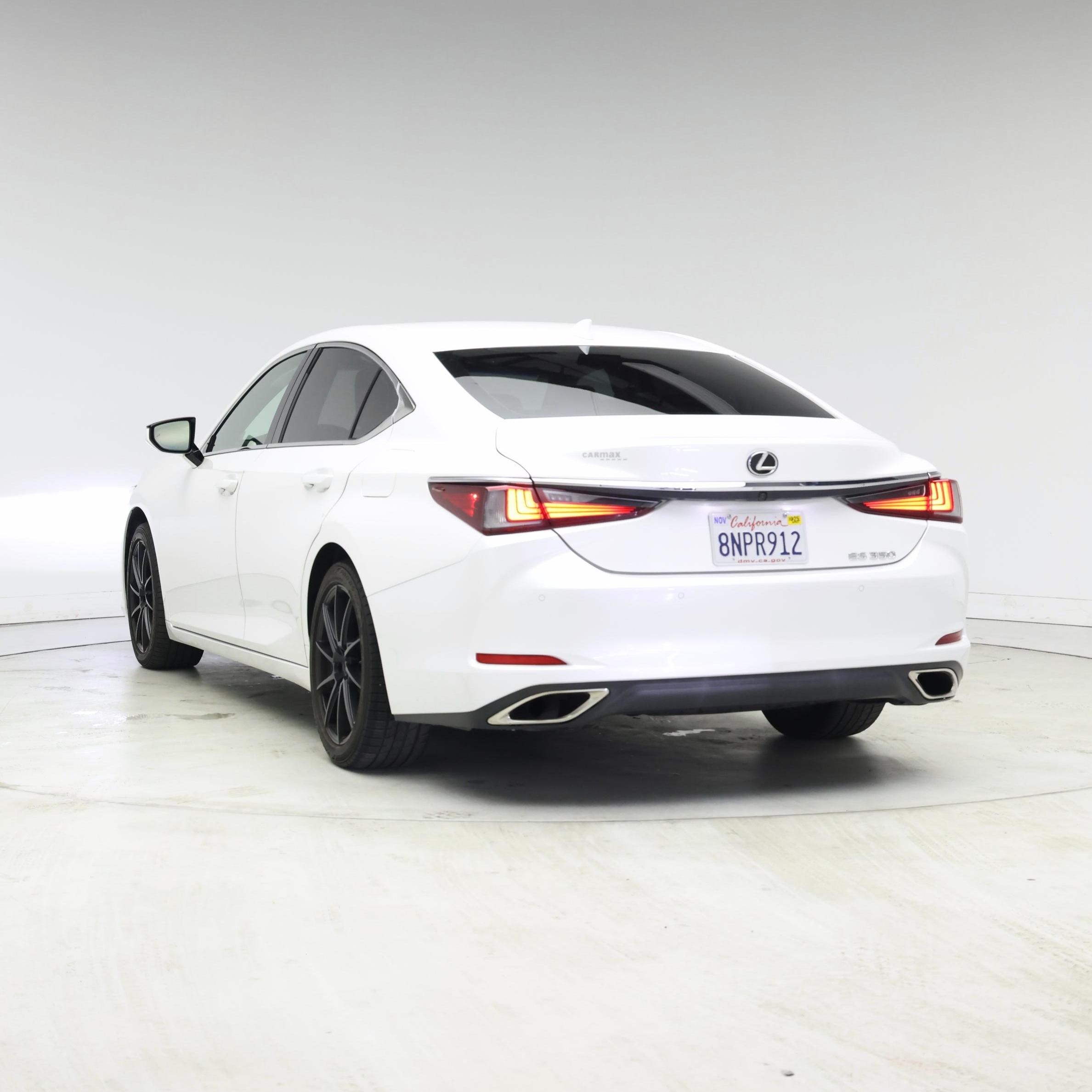 Thumbnail: 2020 Lexus ES - 2