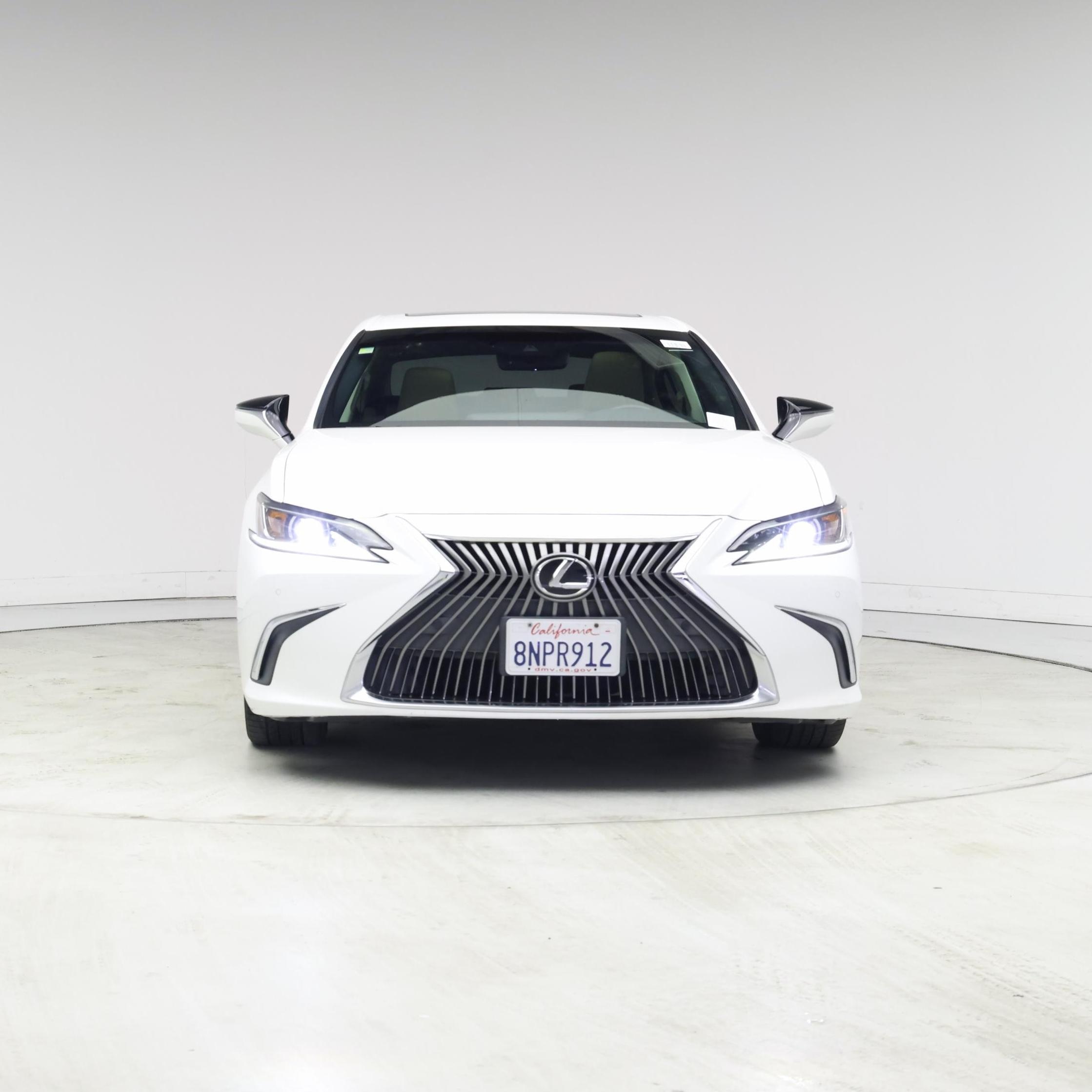 Thumbnail: 2020 Lexus ES - 5