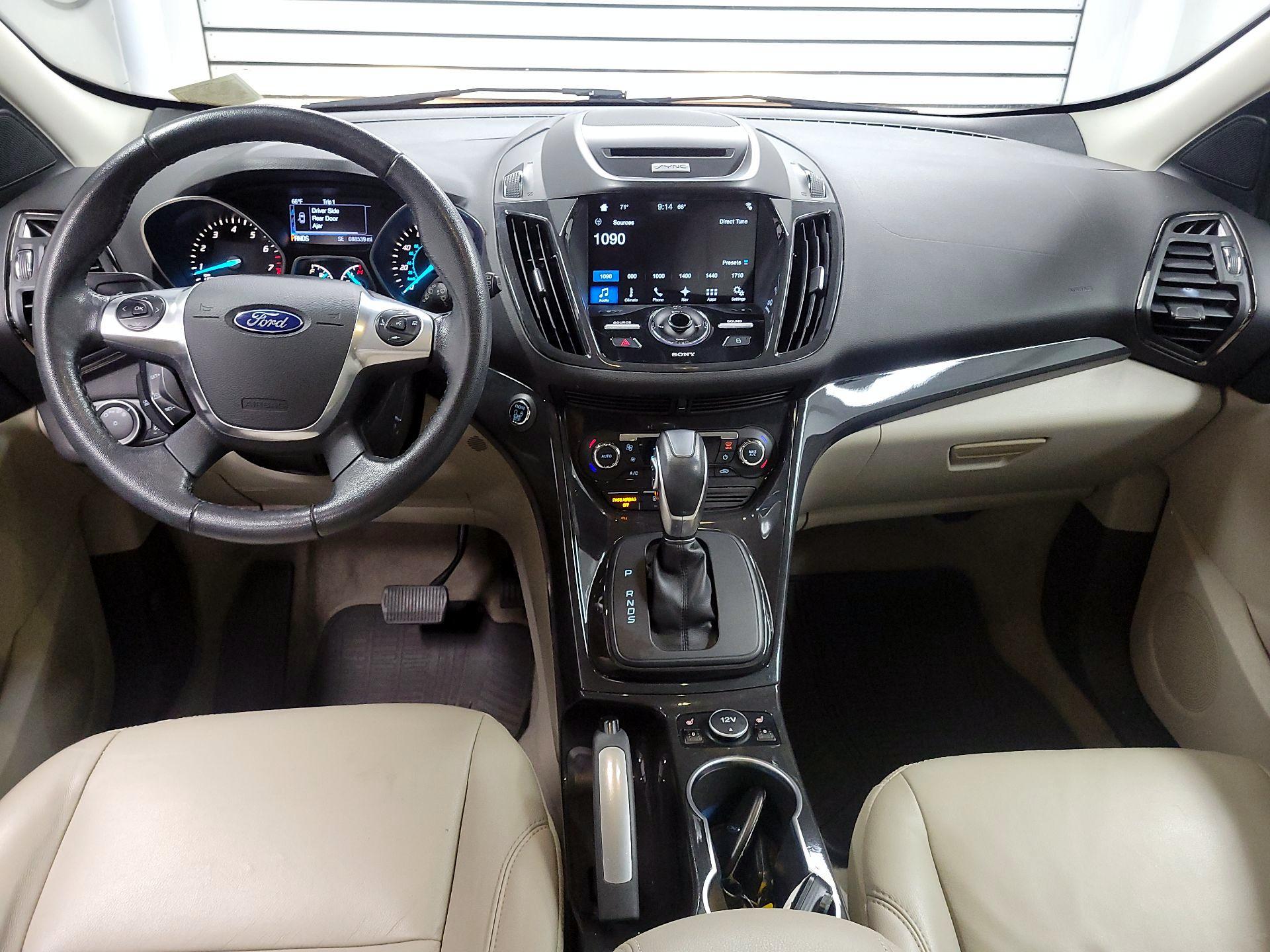 Thumbnail: 2016 Ford Escape - 9