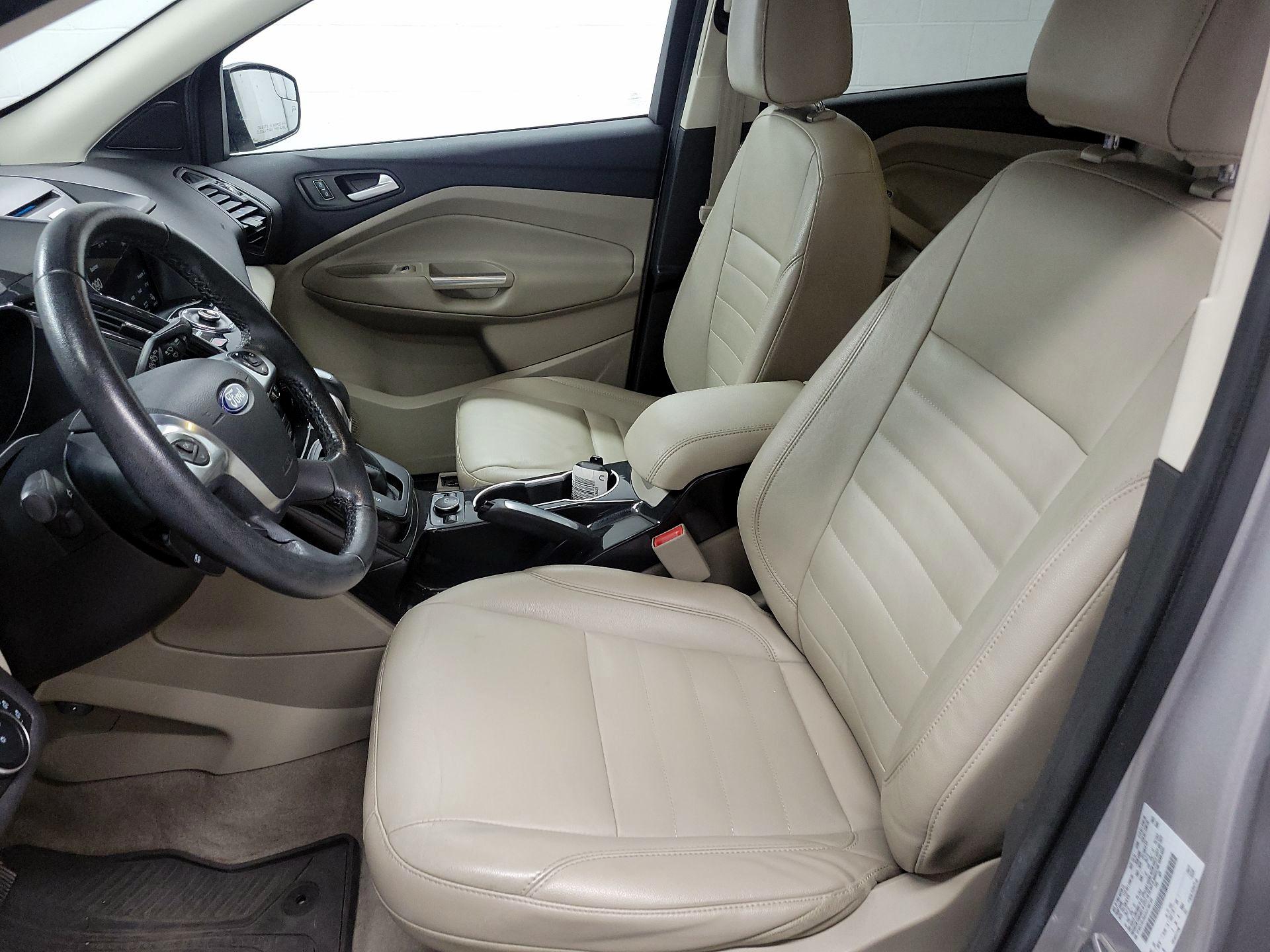 Thumbnail: 2016 Ford Escape - 11