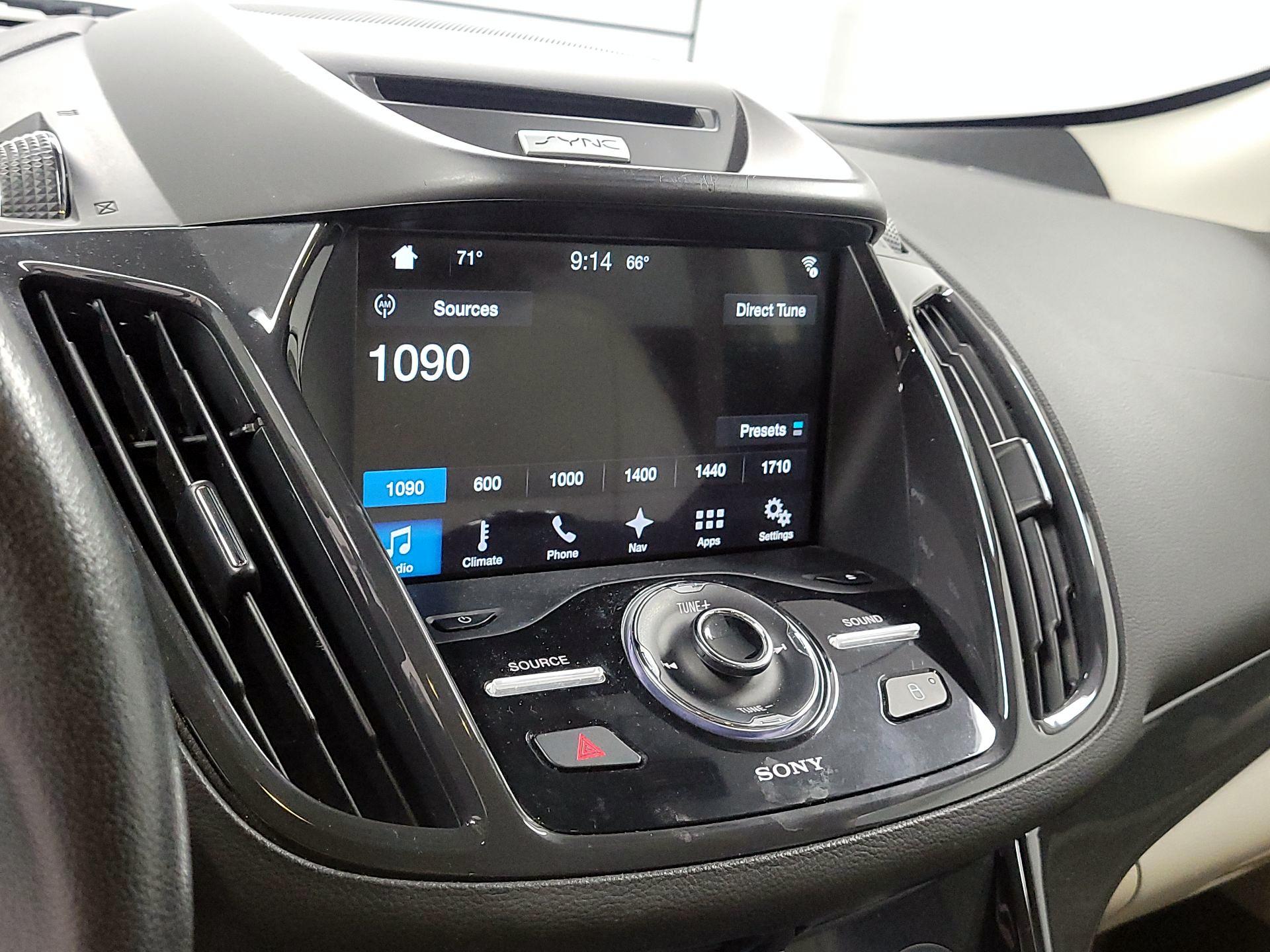 Thumbnail: 2016 Ford Escape - 13
