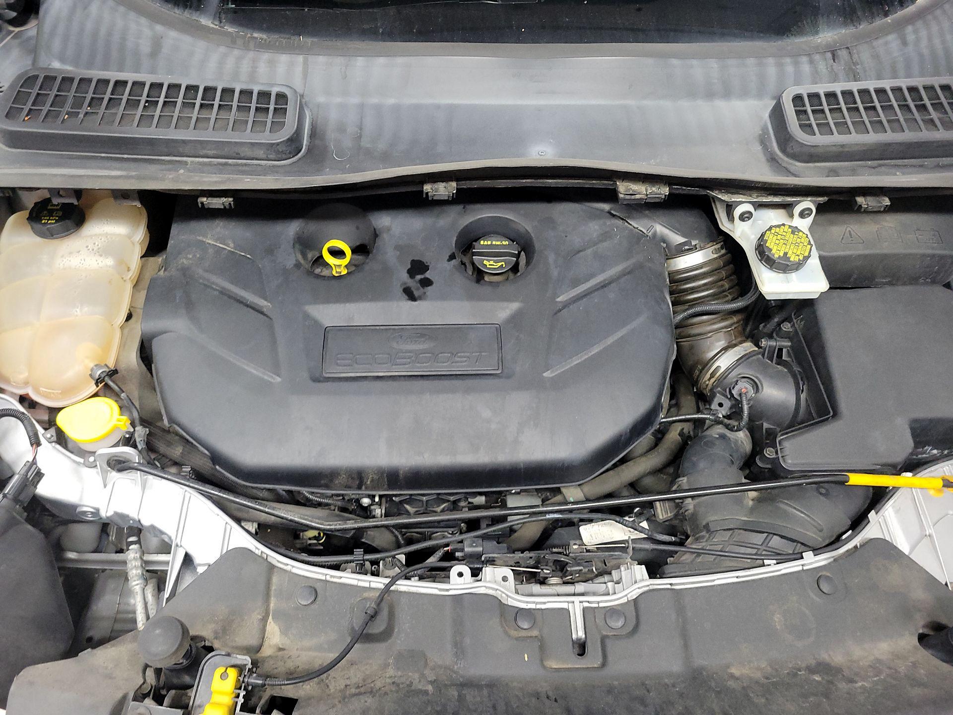 Thumbnail: 2016 Ford Escape - 18