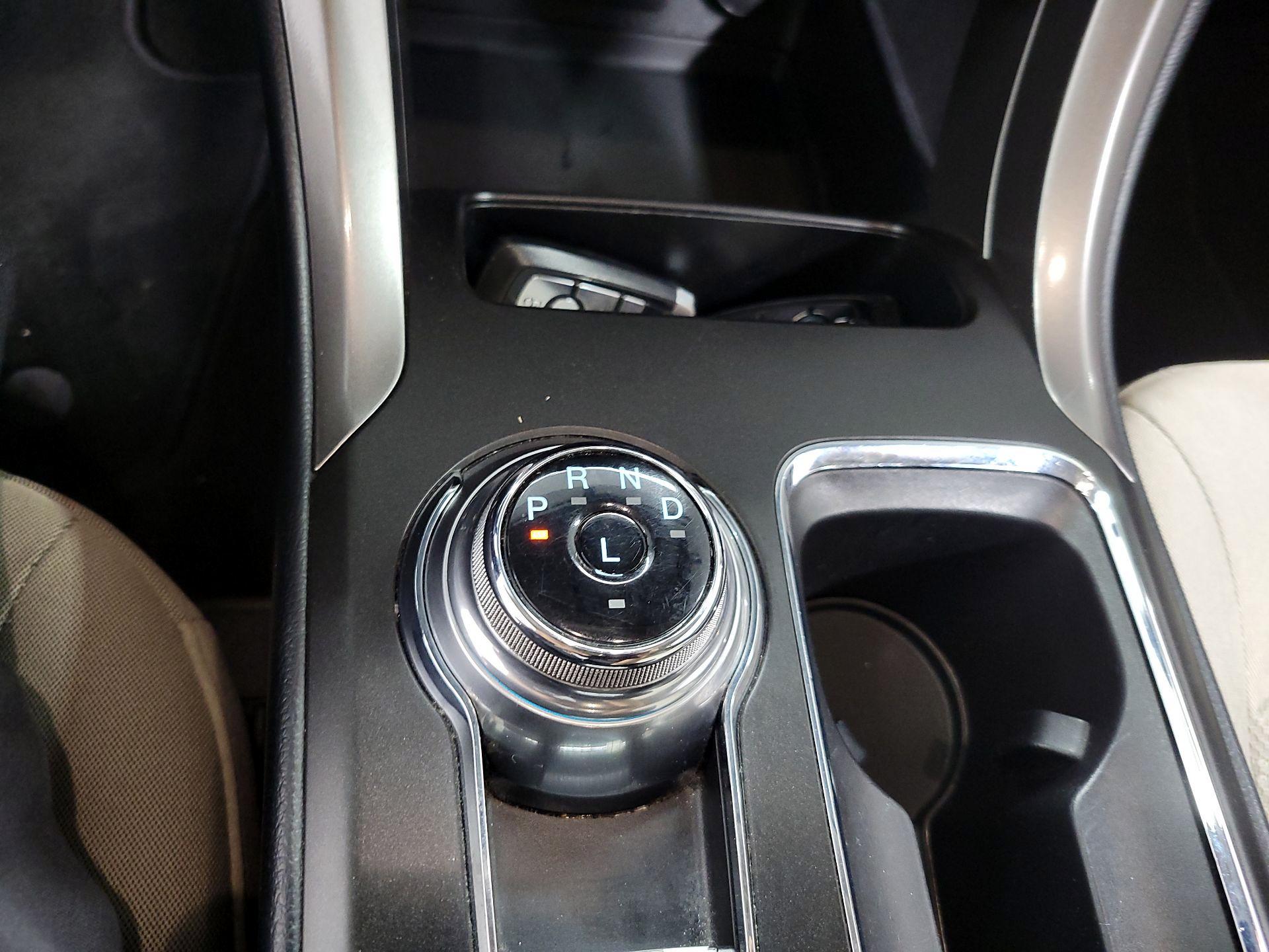 Thumbnail: 2018 Ford Fusion - 16