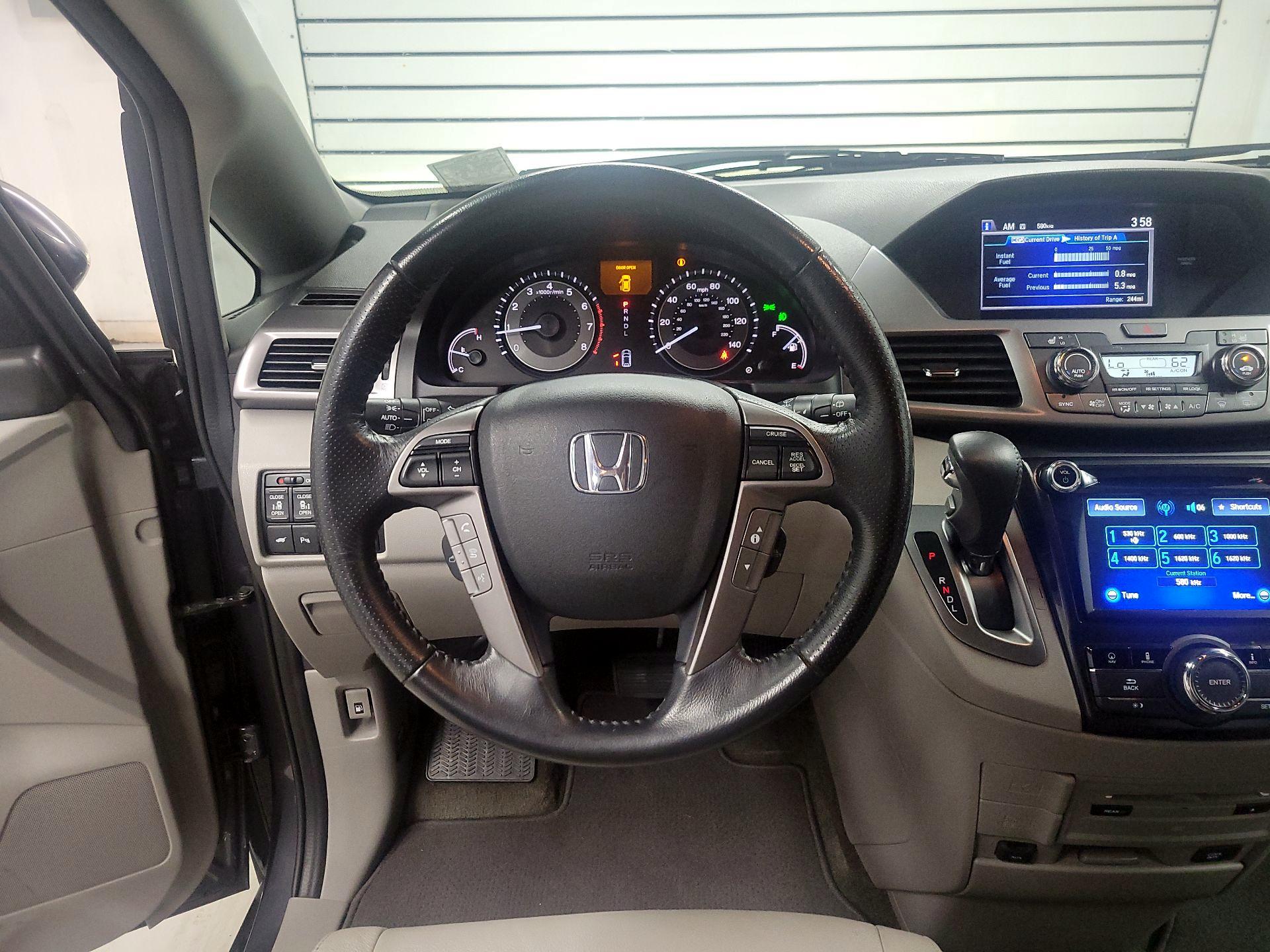 Thumbnail: 2017 Honda Odyssey - 10