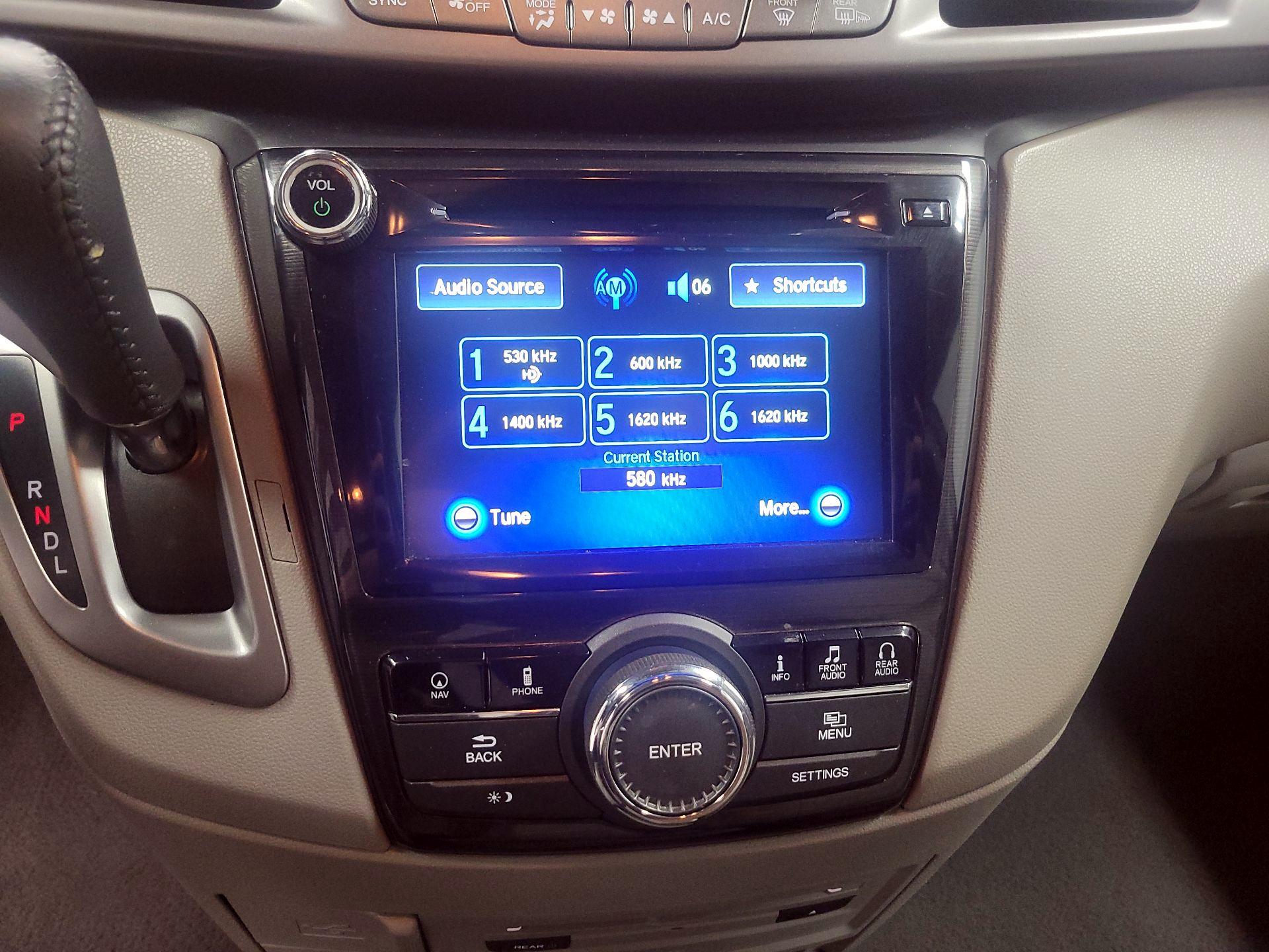 Thumbnail: 2017 Honda Odyssey - 14