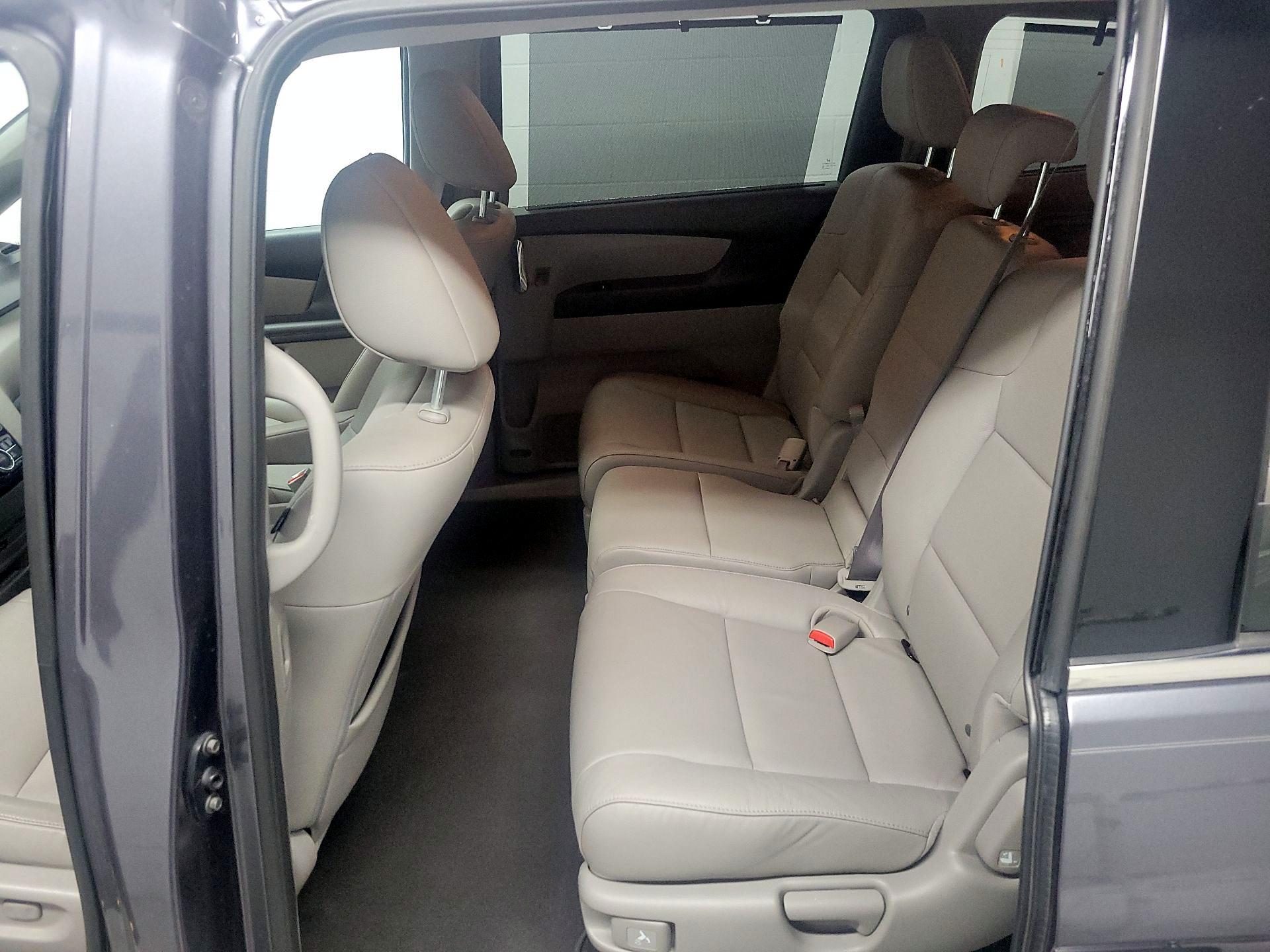 Thumbnail: 2017 Honda Odyssey - 17