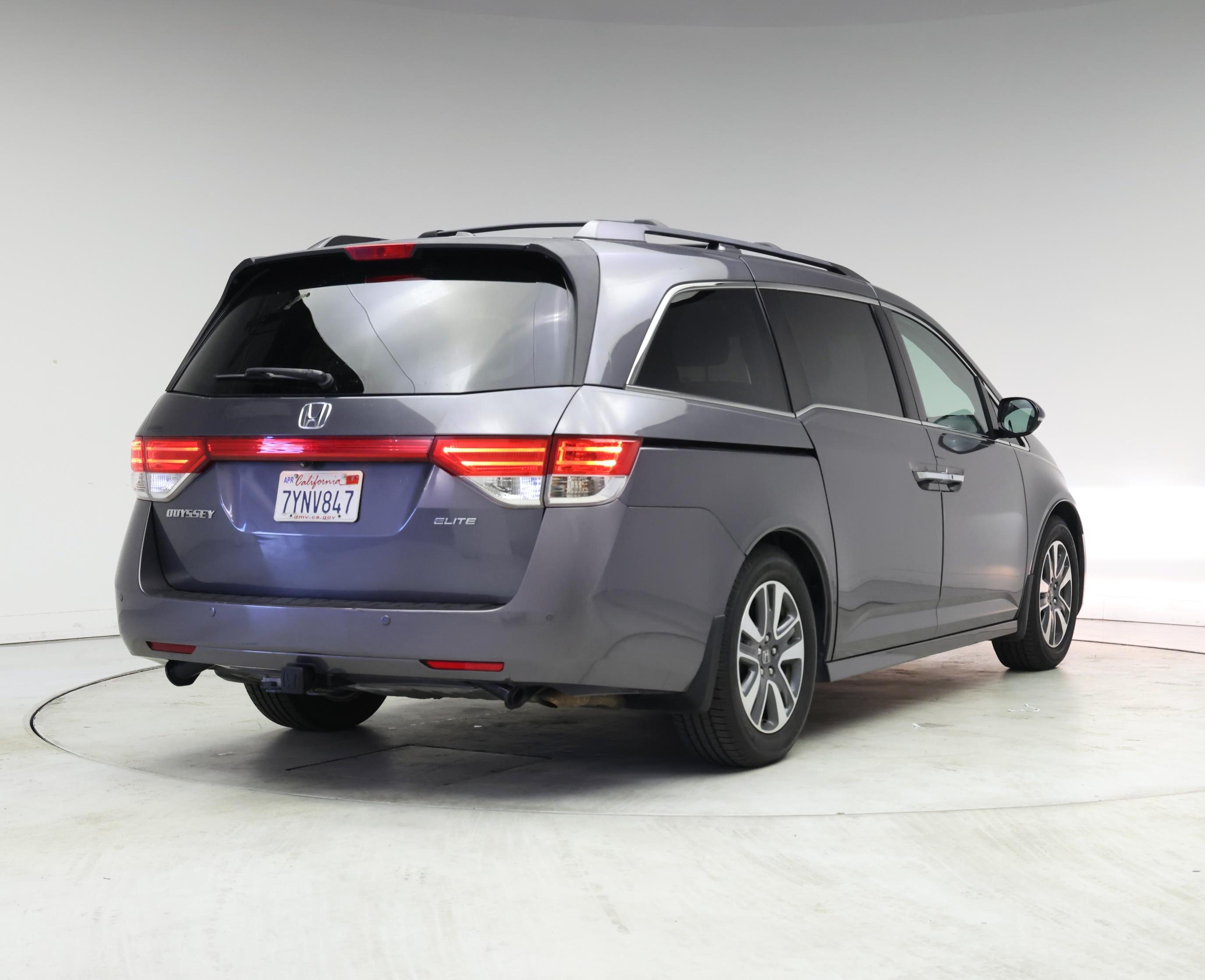 Thumbnail: 2017 Honda Odyssey - 8