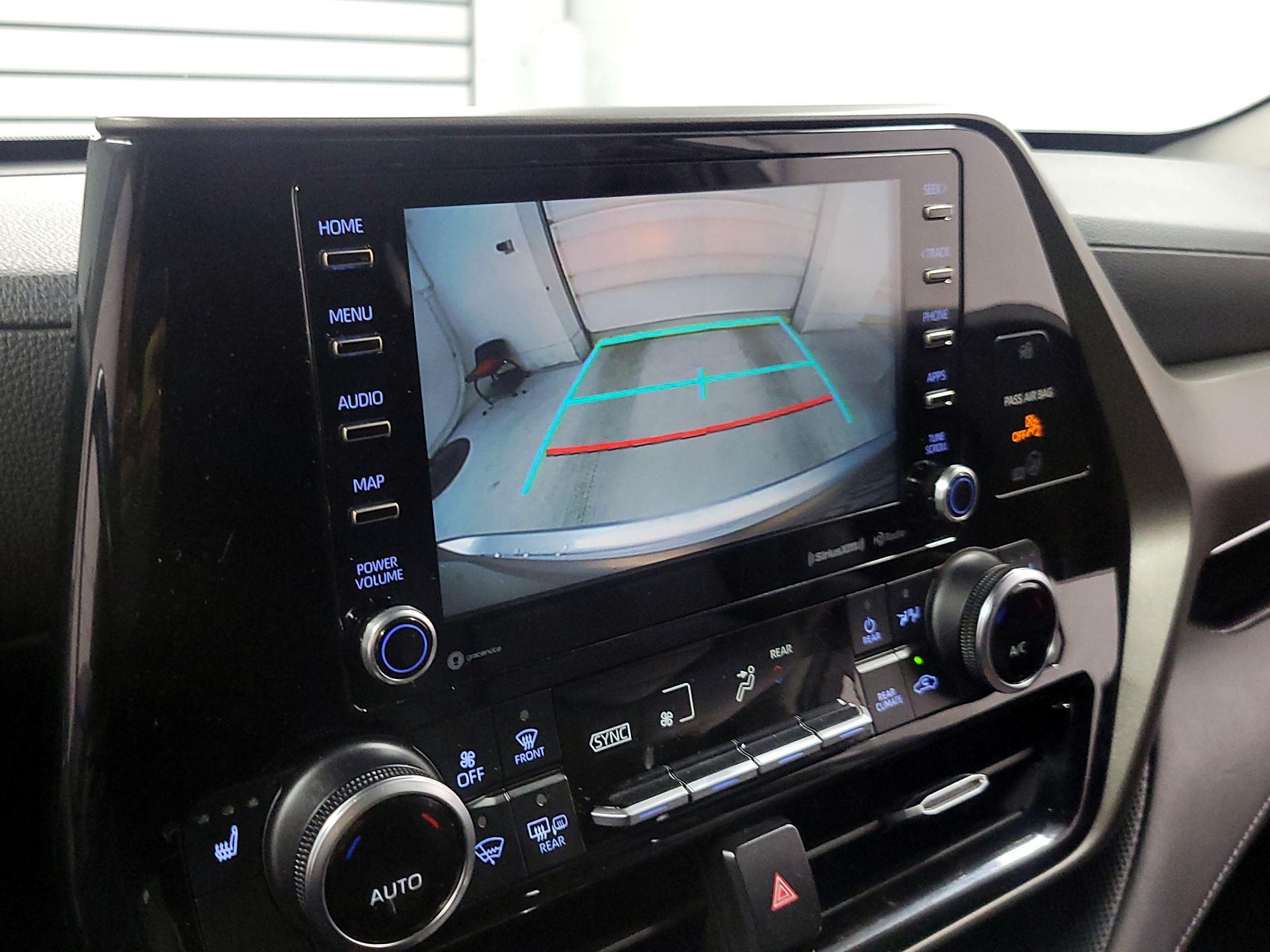 Thumbnail: 2020 Toyota Highlander - 14