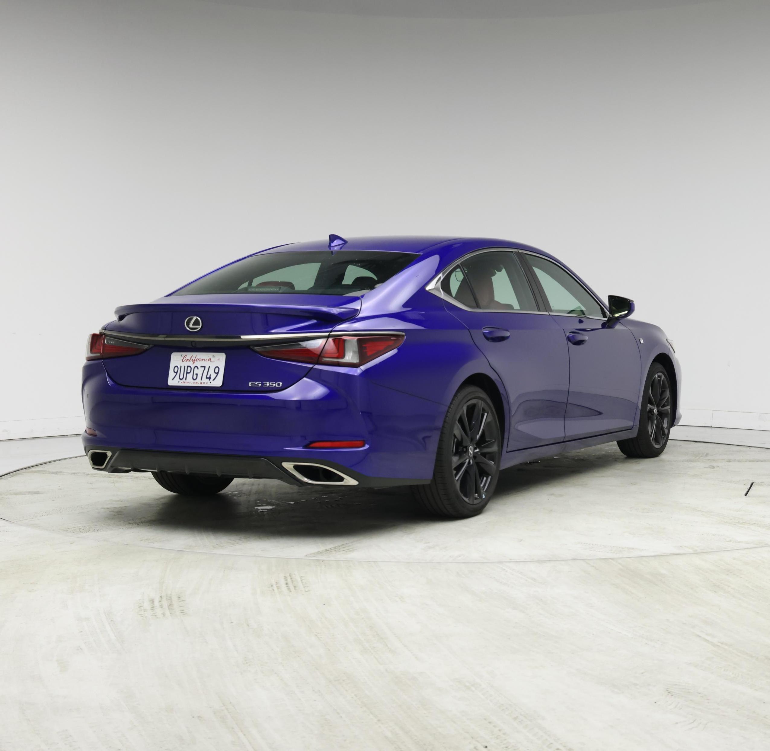 Thumbnail: 2023 Lexus ES - 8