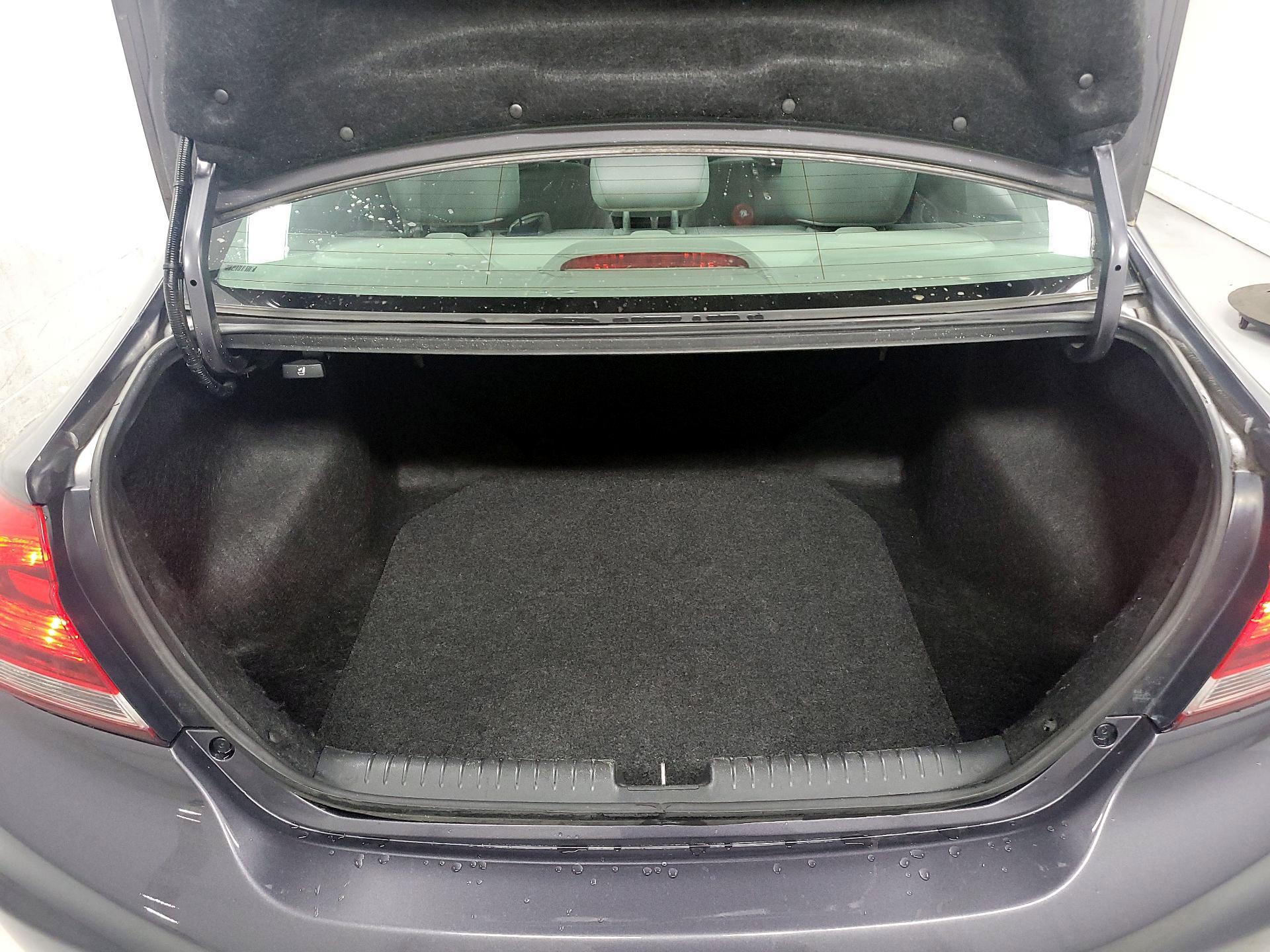 Thumbnail: 2015 Honda Civic - 18