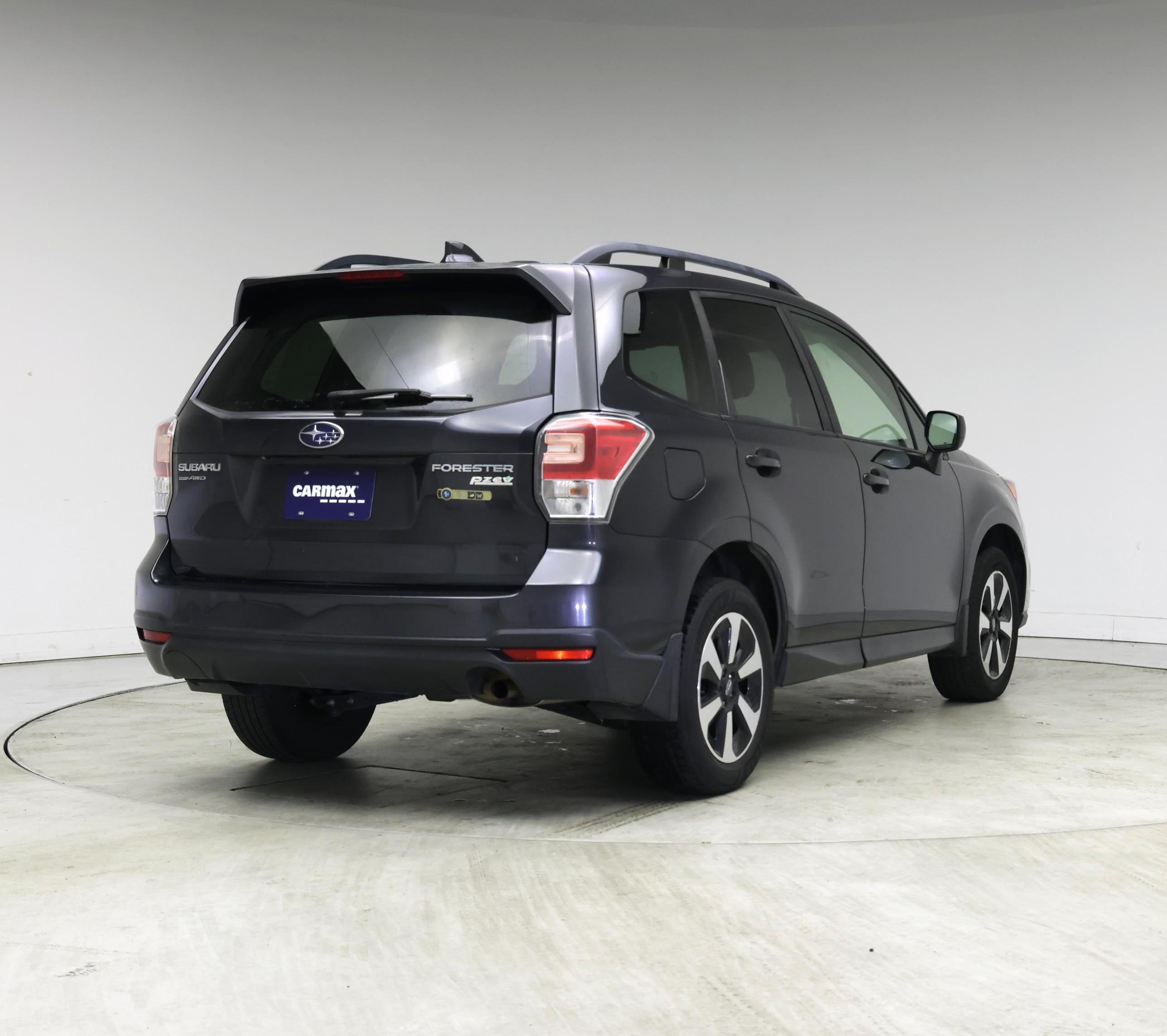 Thumbnail: 2017 Subaru Forester - 8