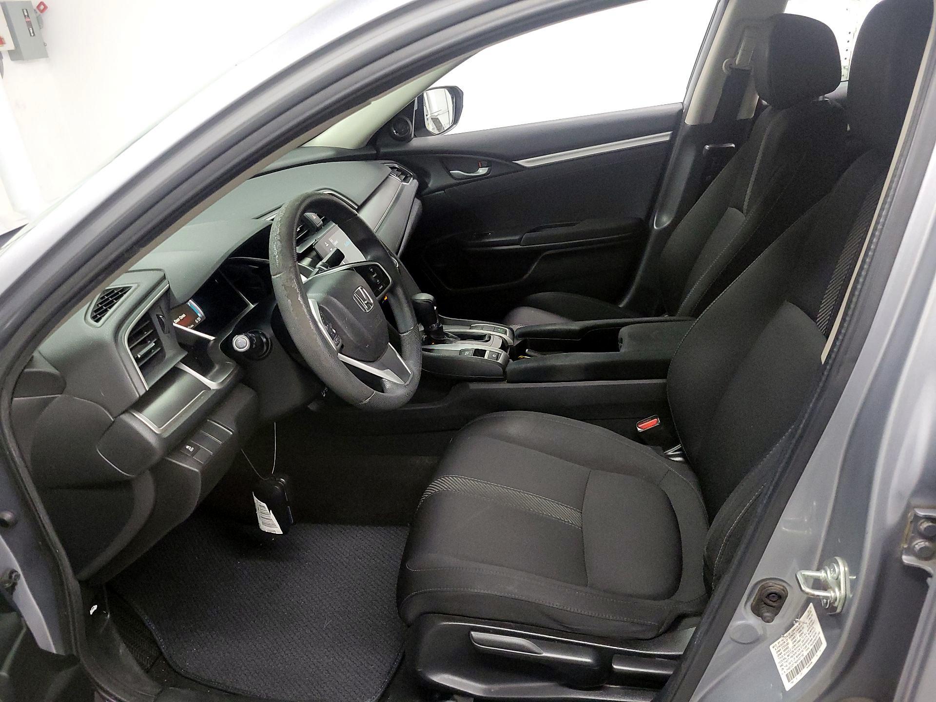 Thumbnail: 2016 Honda Civic - 11