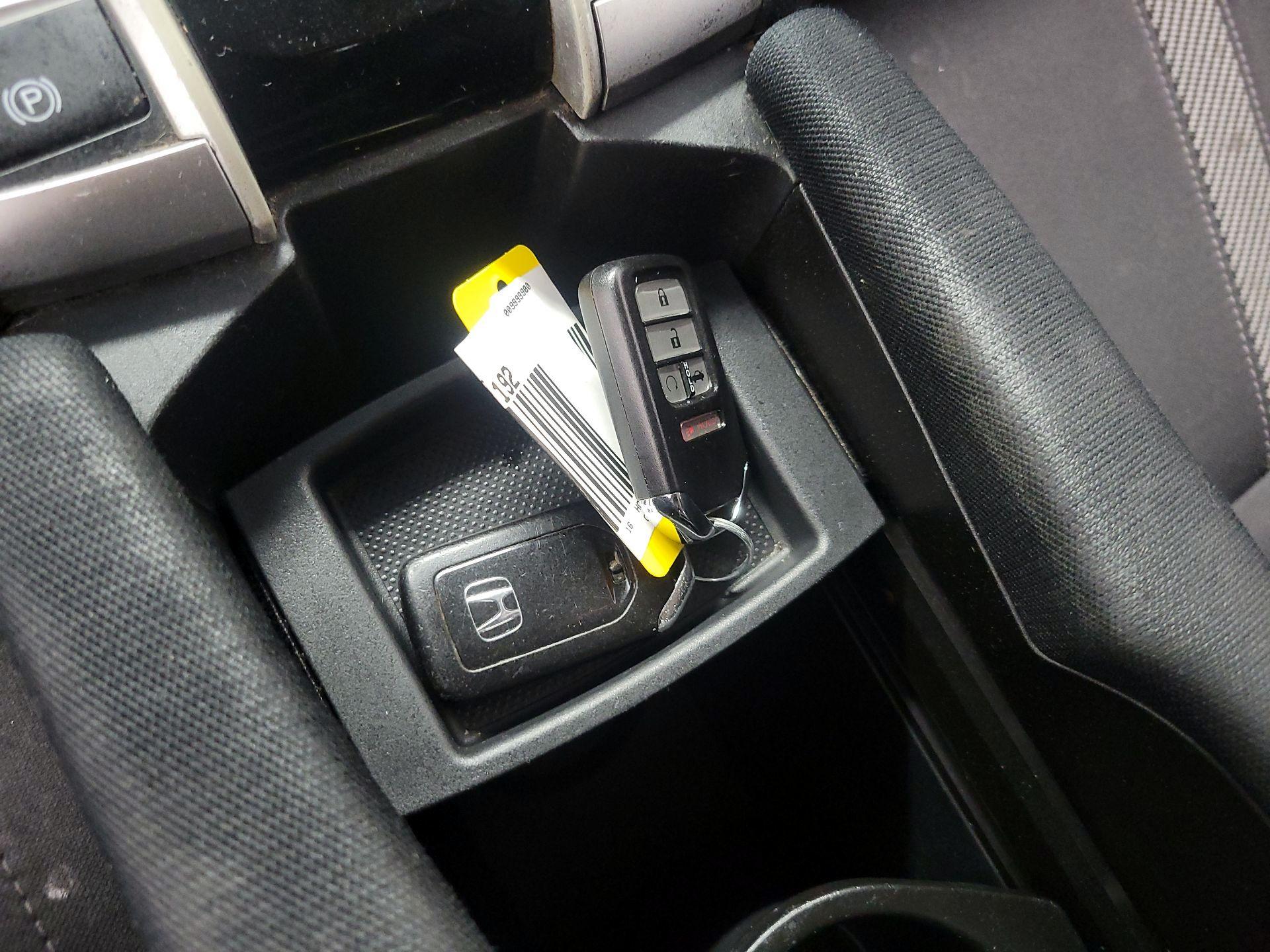 Thumbnail: 2016 Honda Civic - 20