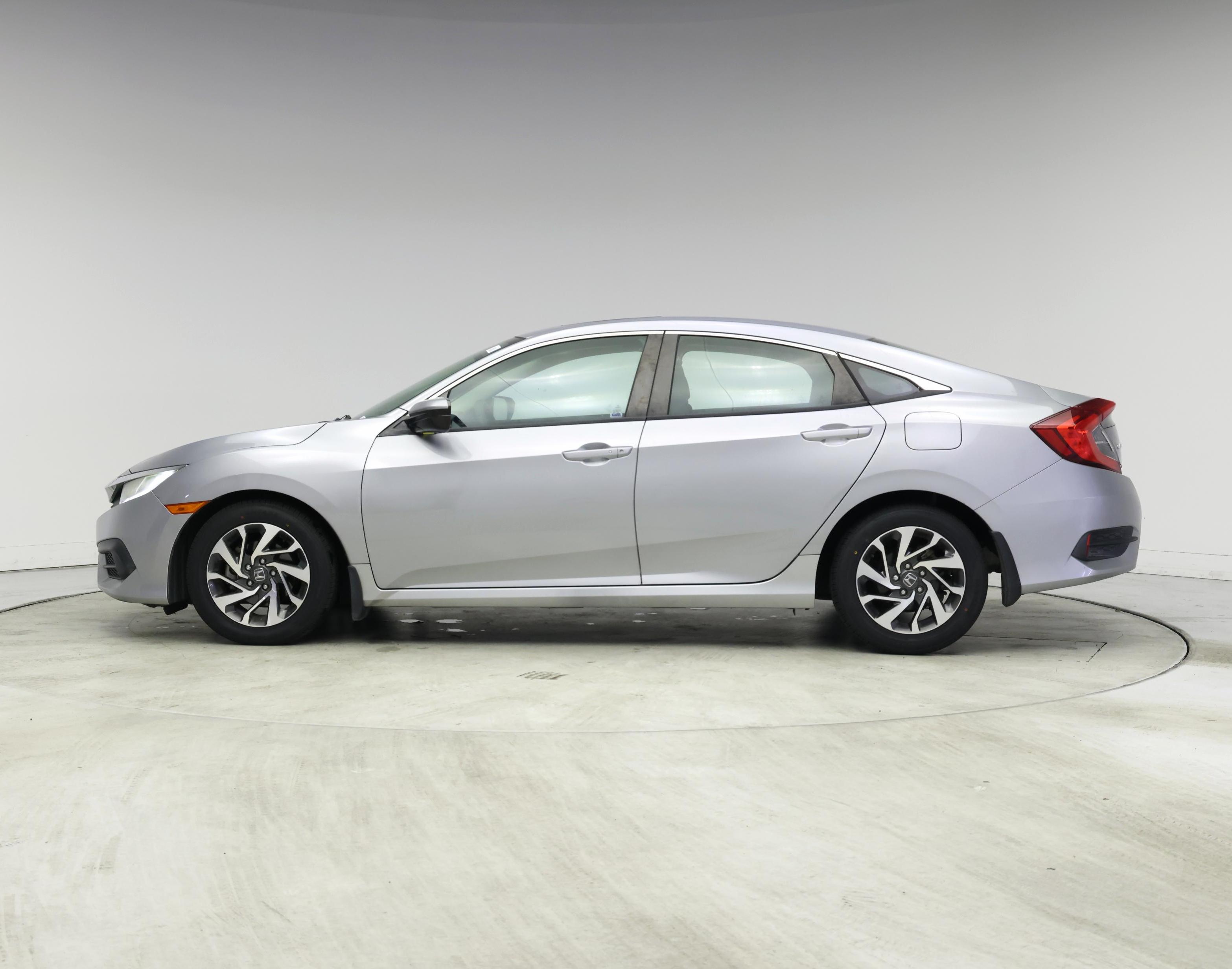 Thumbnail: 2016 Honda Civic - 3