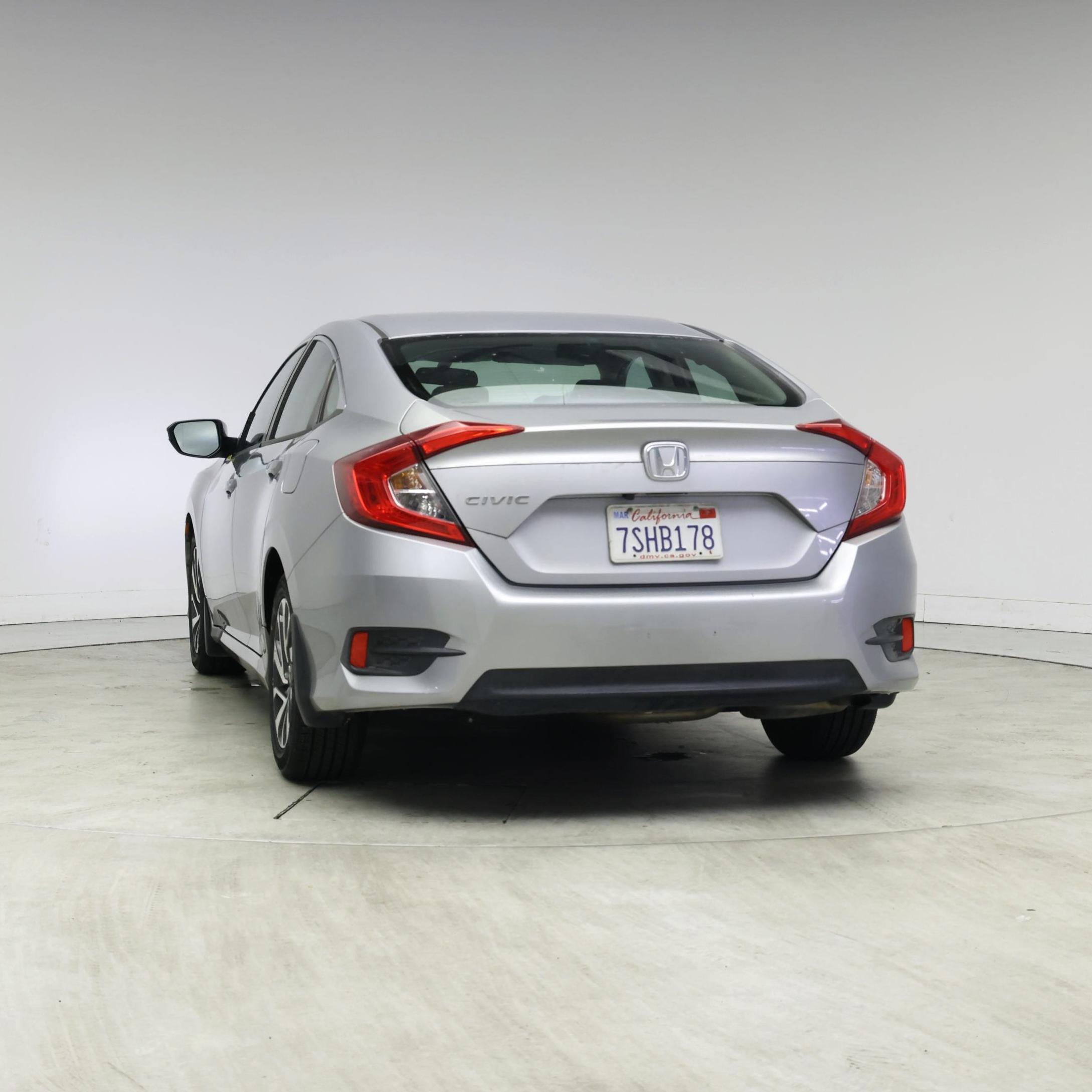 Thumbnail: 2016 Honda Civic - 6