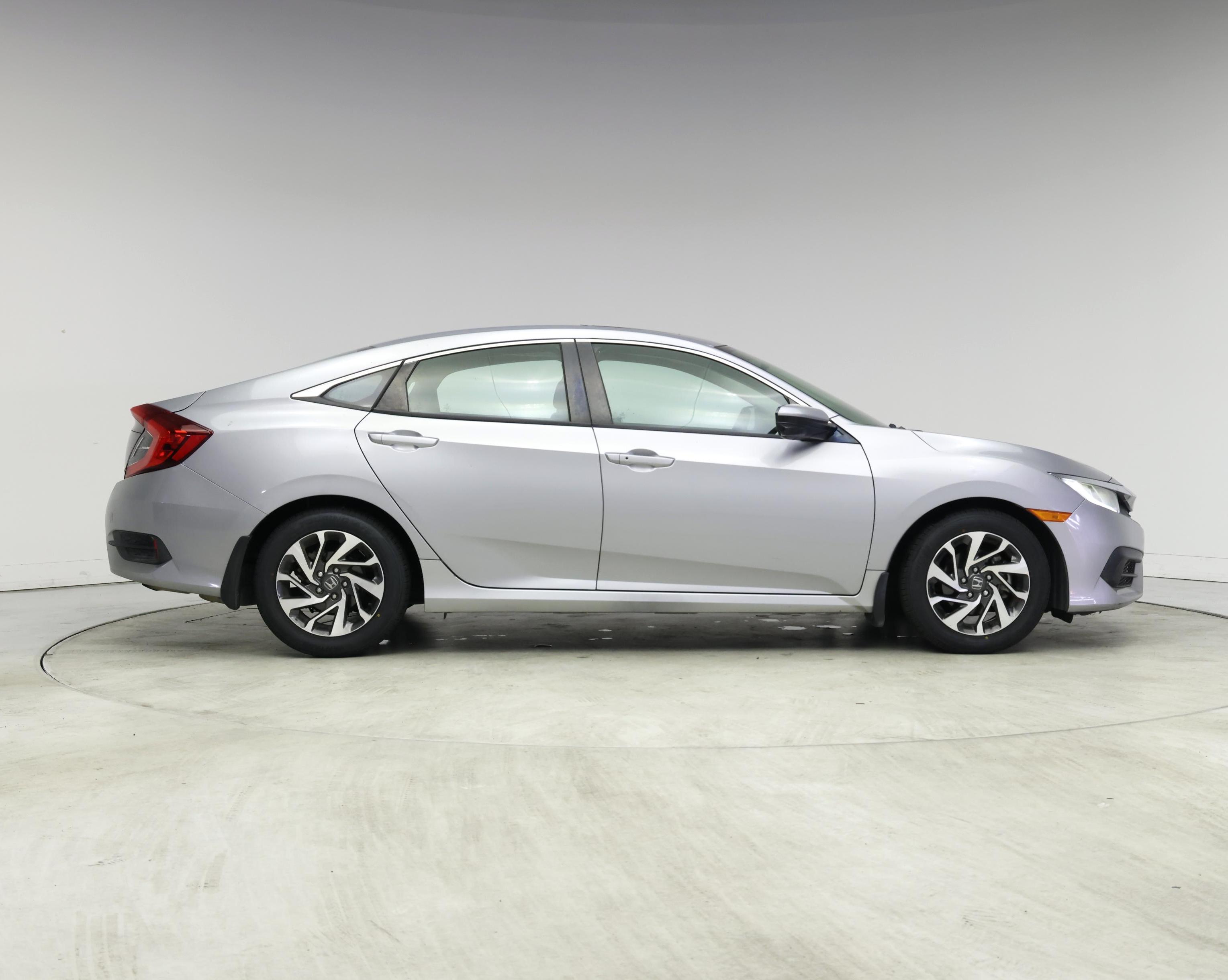 Thumbnail: 2016 Honda Civic - 7