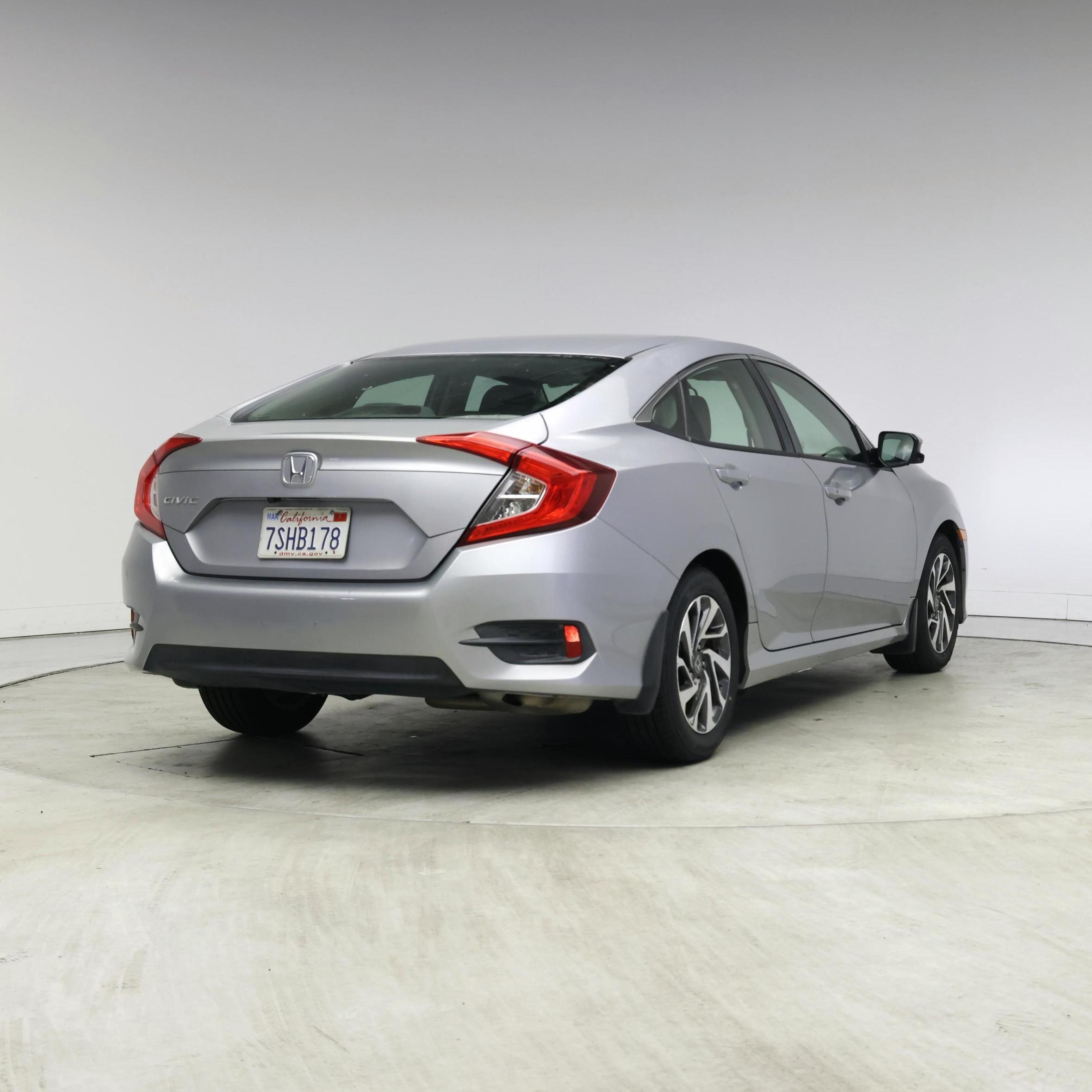 Thumbnail: 2016 Honda Civic - 8