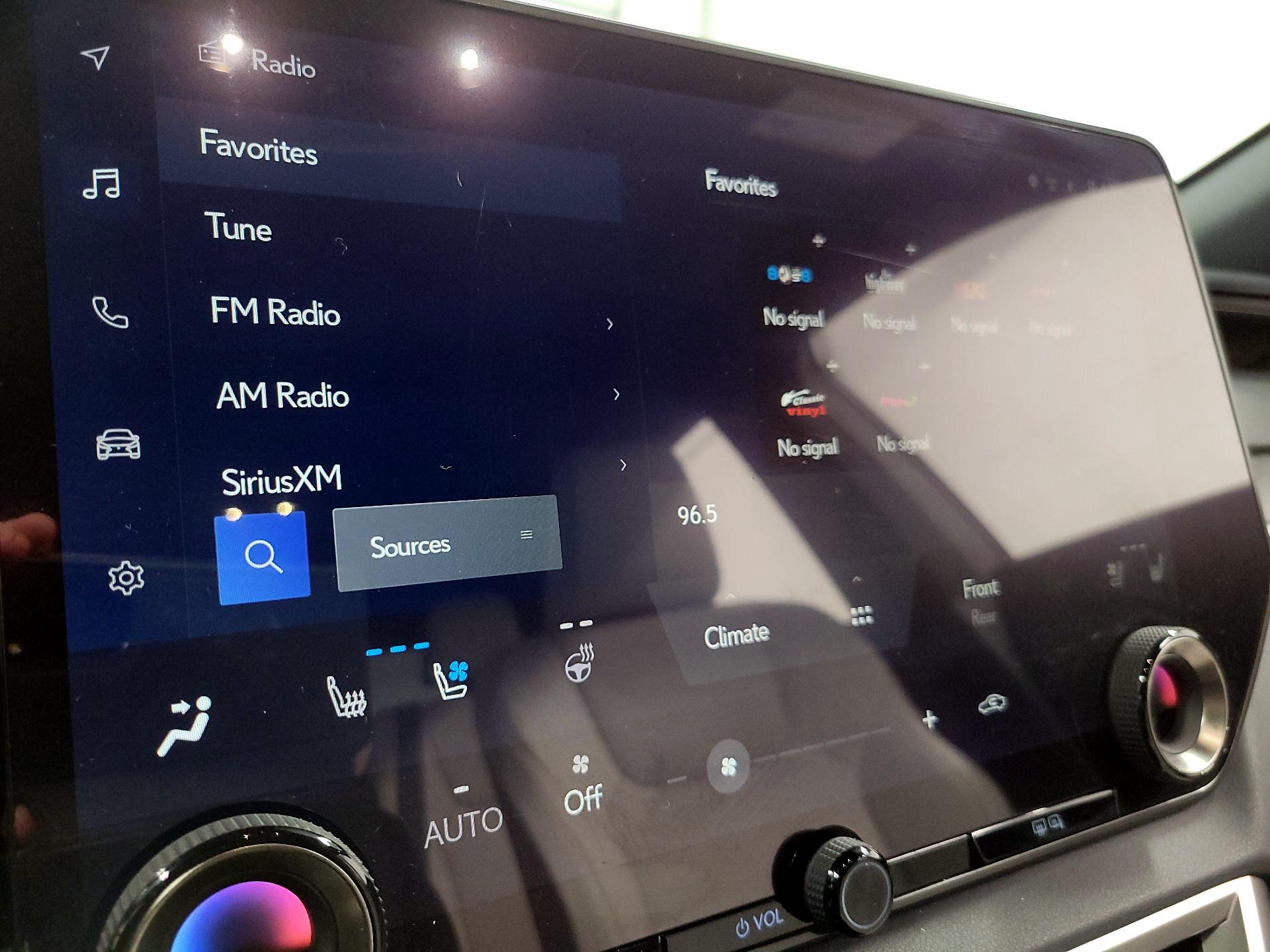 Thumbnail: 2023 Lexus RX - 15