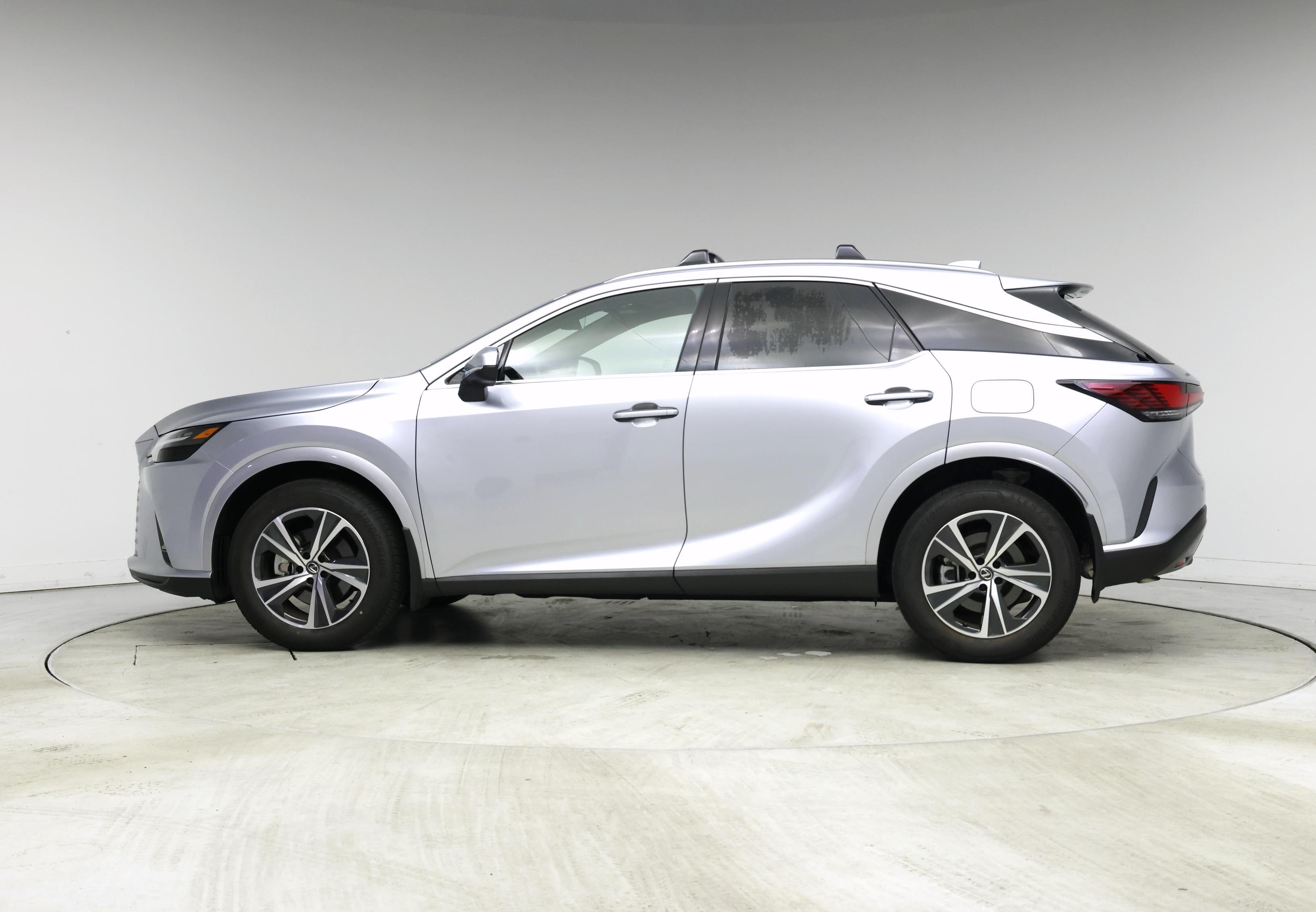 Thumbnail: 2023 Lexus RX - 3