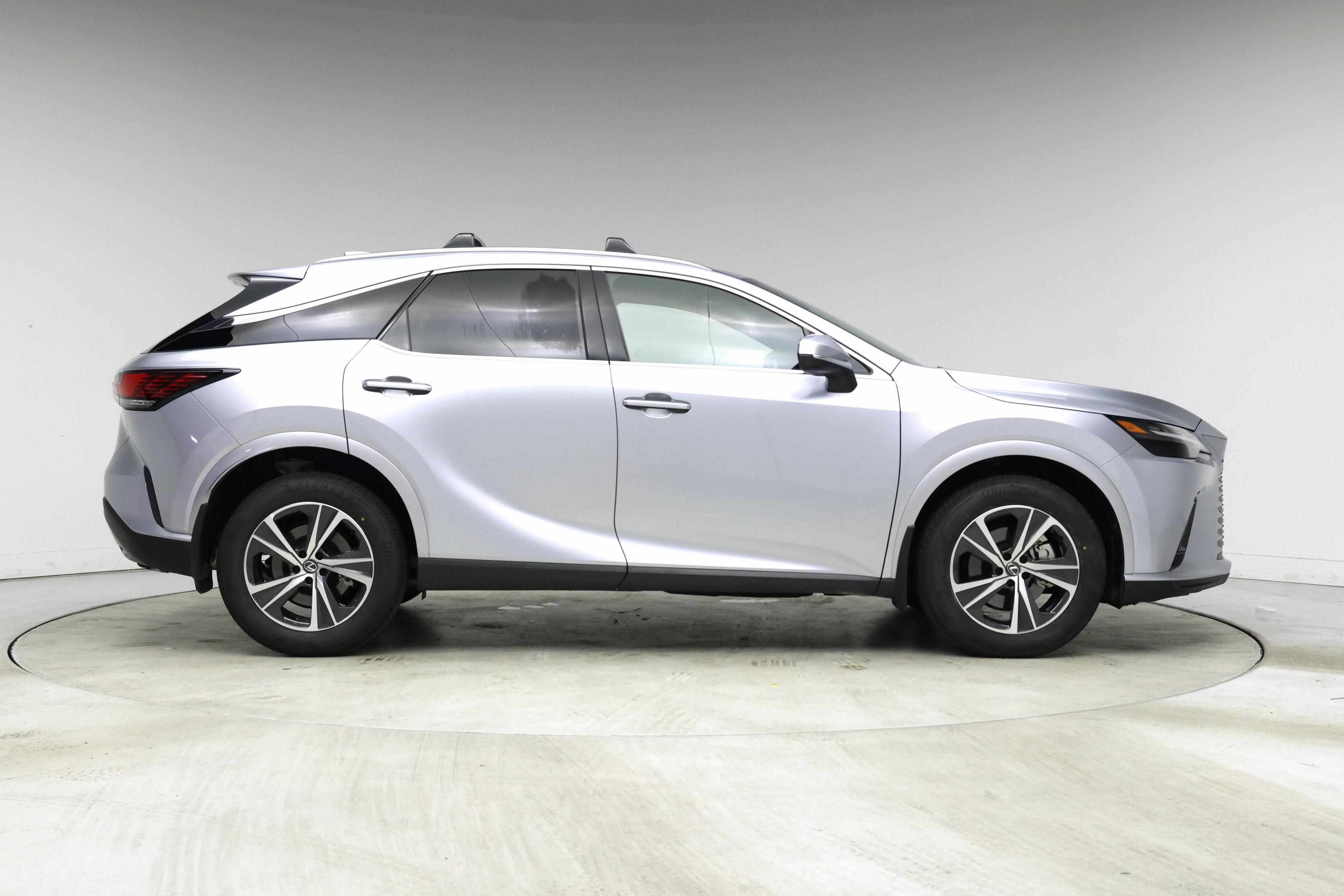 Thumbnail: 2023 Lexus RX - 7