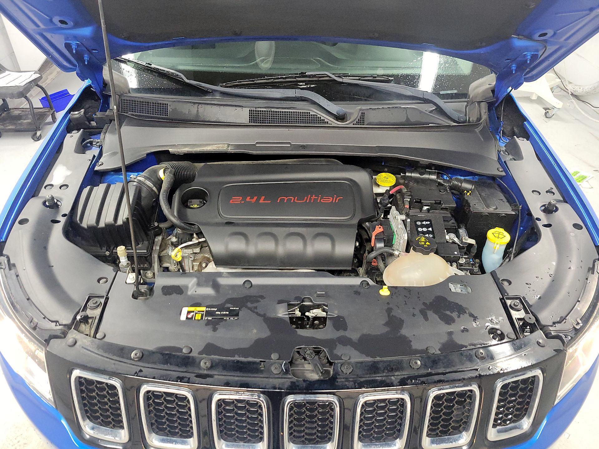 Thumbnail: 2018 Jeep Compass - 19
