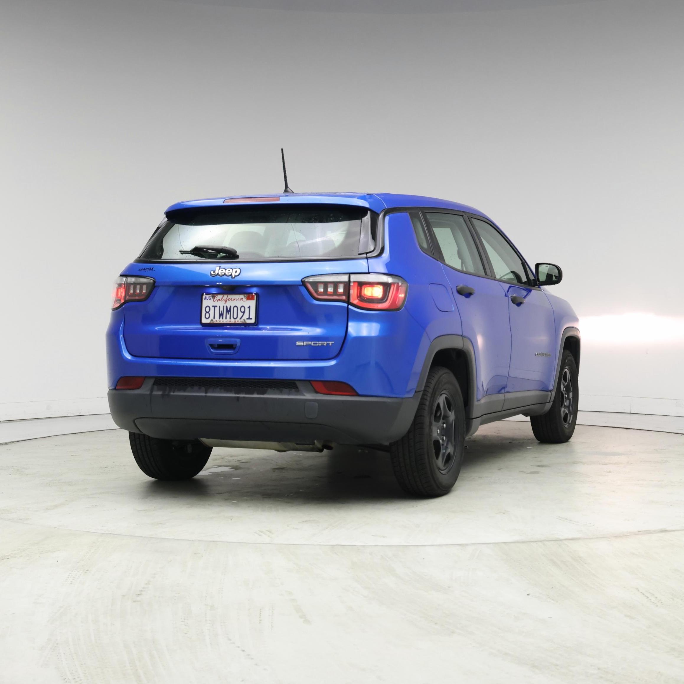 Thumbnail: 2018 Jeep Compass - 8