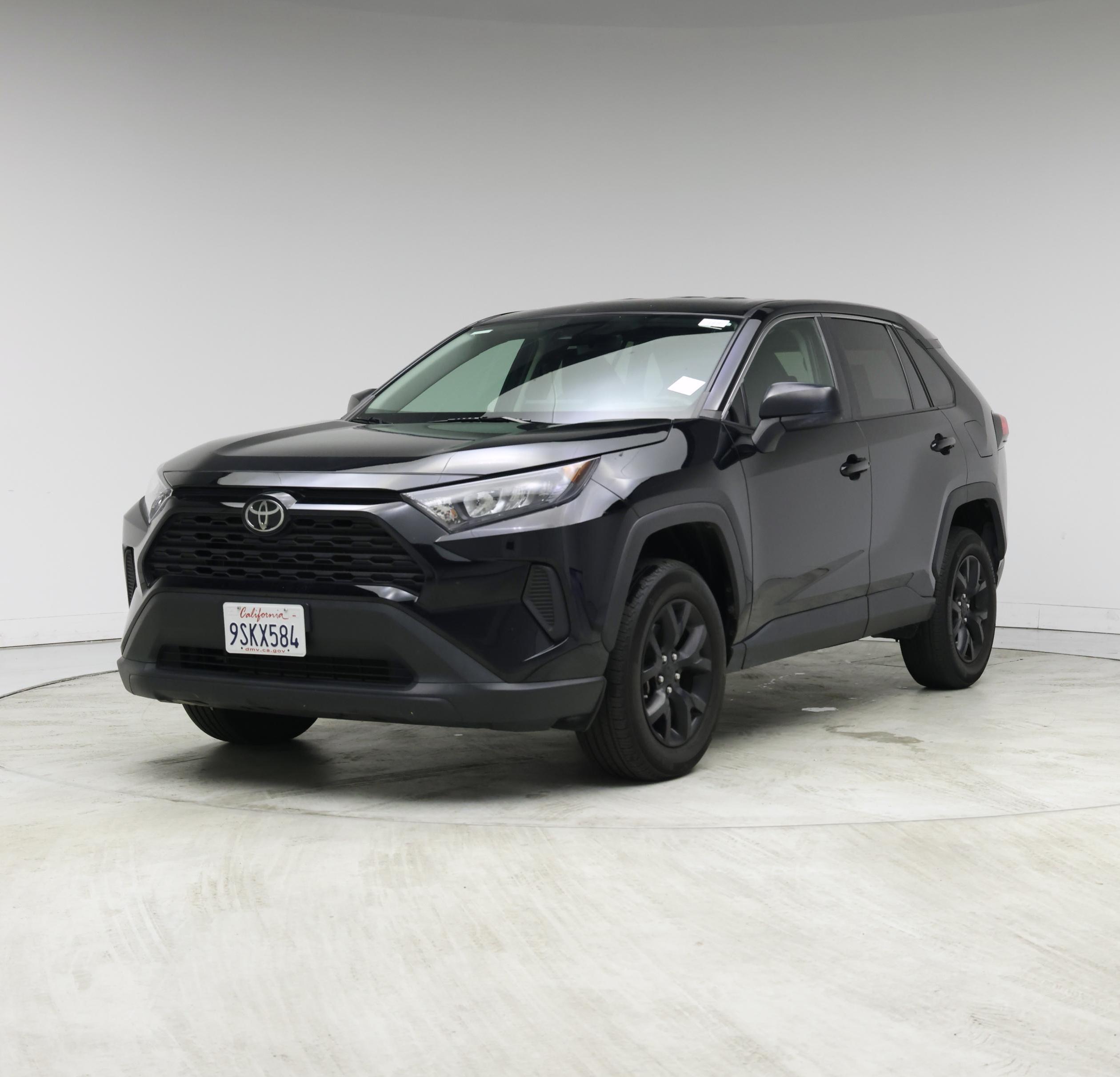Thumbnail: 2022 Toyota RAV4 - 4