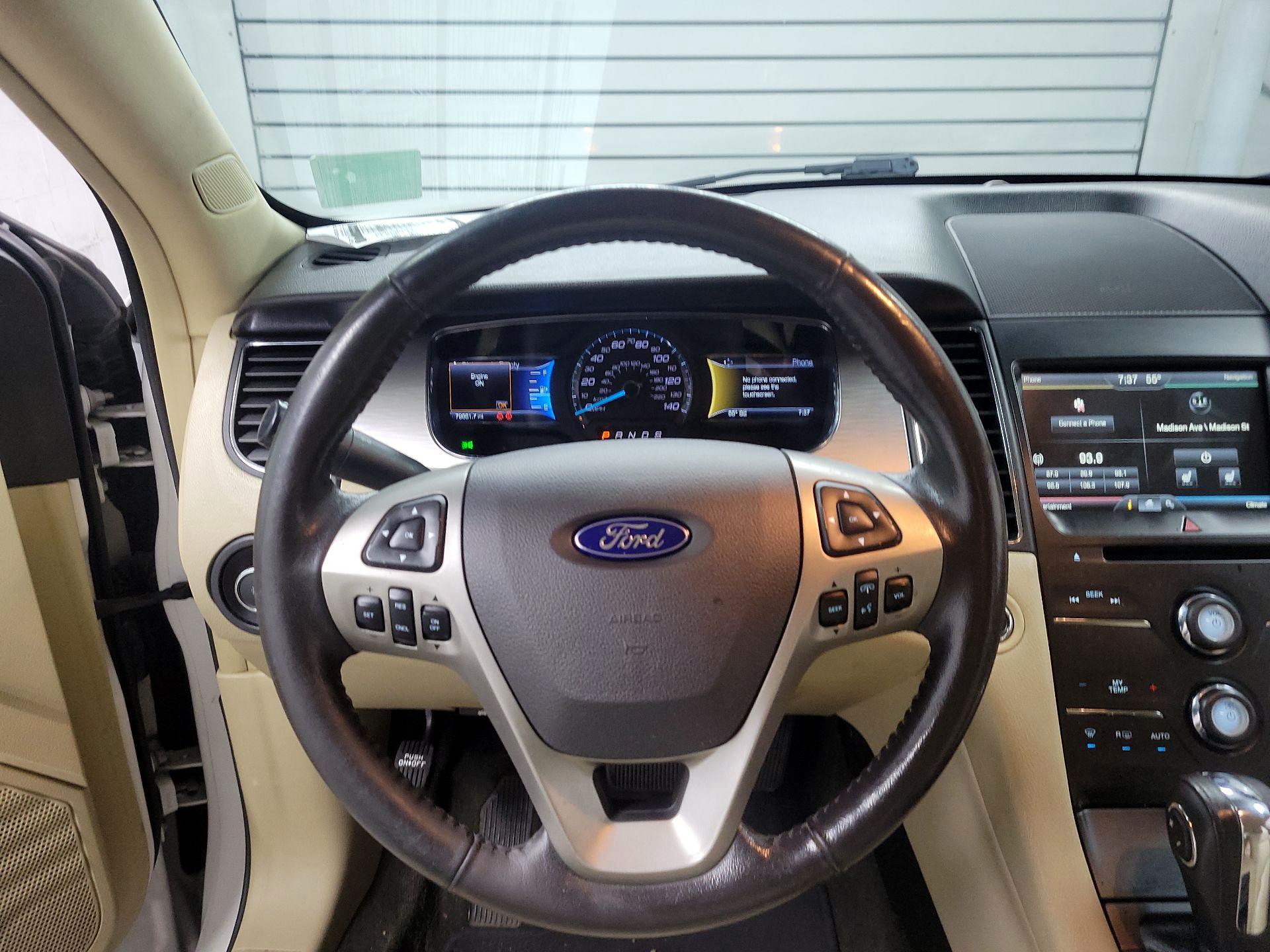 Thumbnail: 2015 Ford Taurus - 10