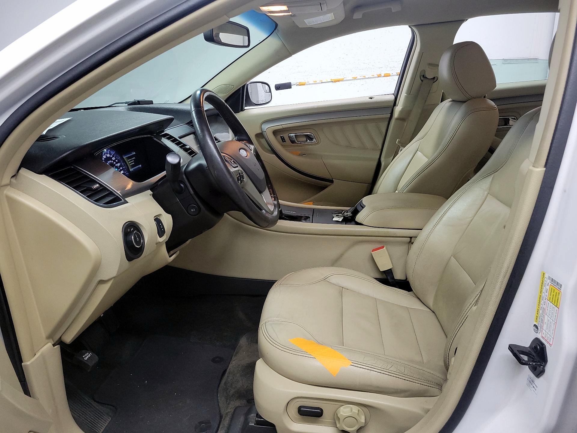 Thumbnail: 2015 Ford Taurus - 11