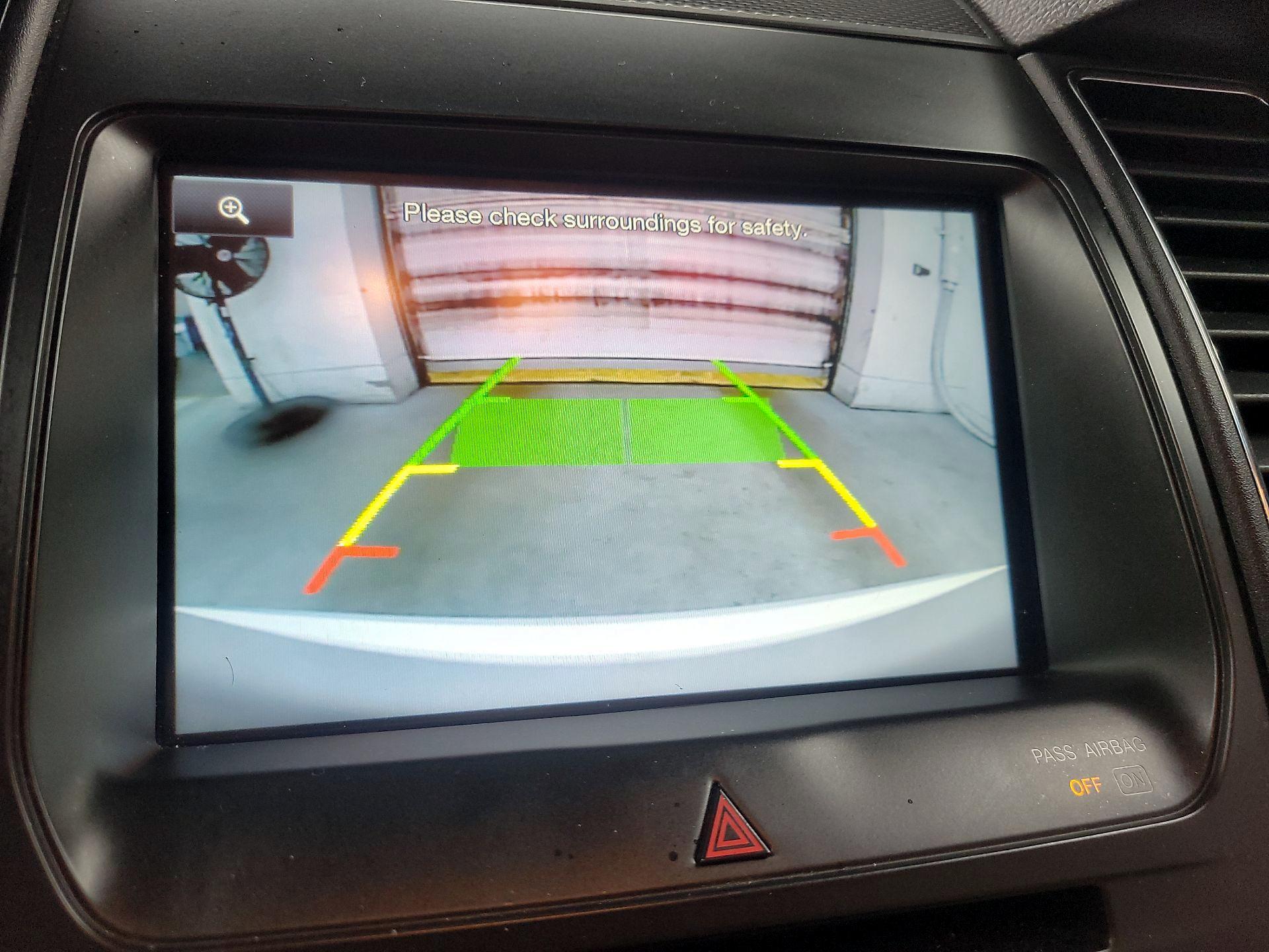 Thumbnail: 2015 Ford Taurus - 13