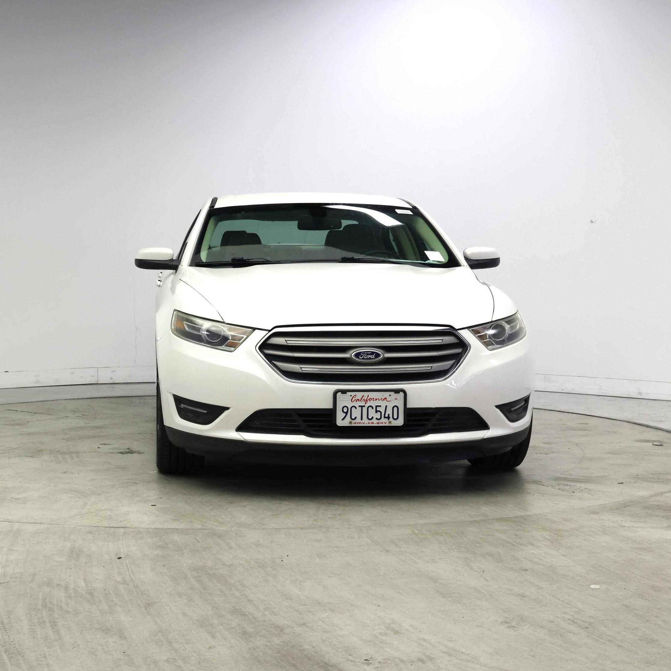 Thumbnail: 2015 Ford Taurus - 5