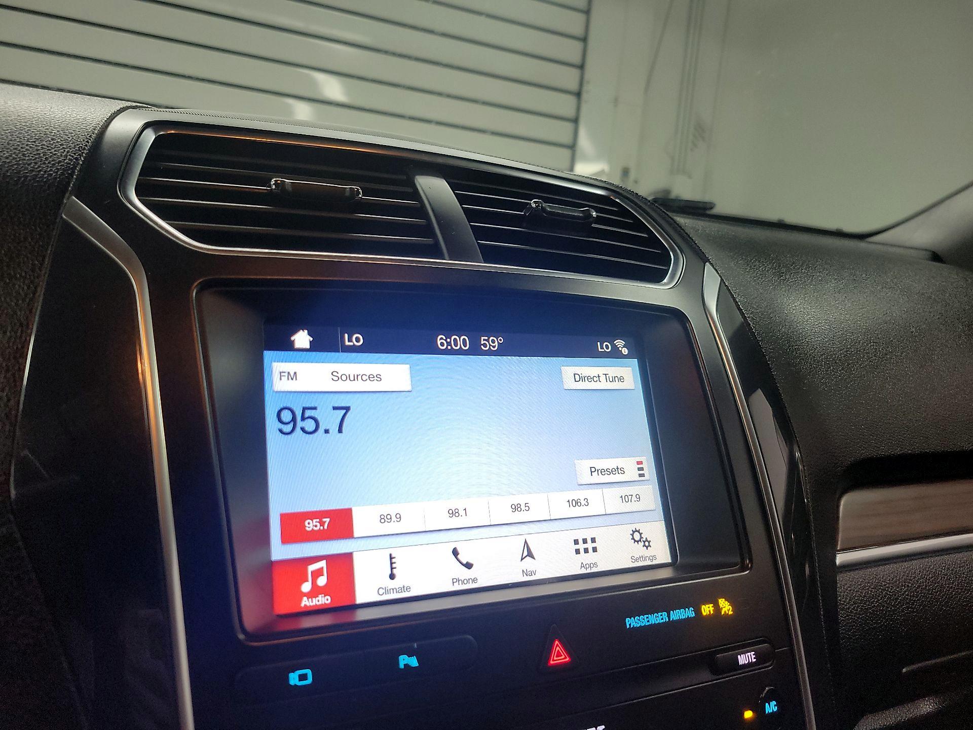 Thumbnail: 2019 Ford Explorer - 15