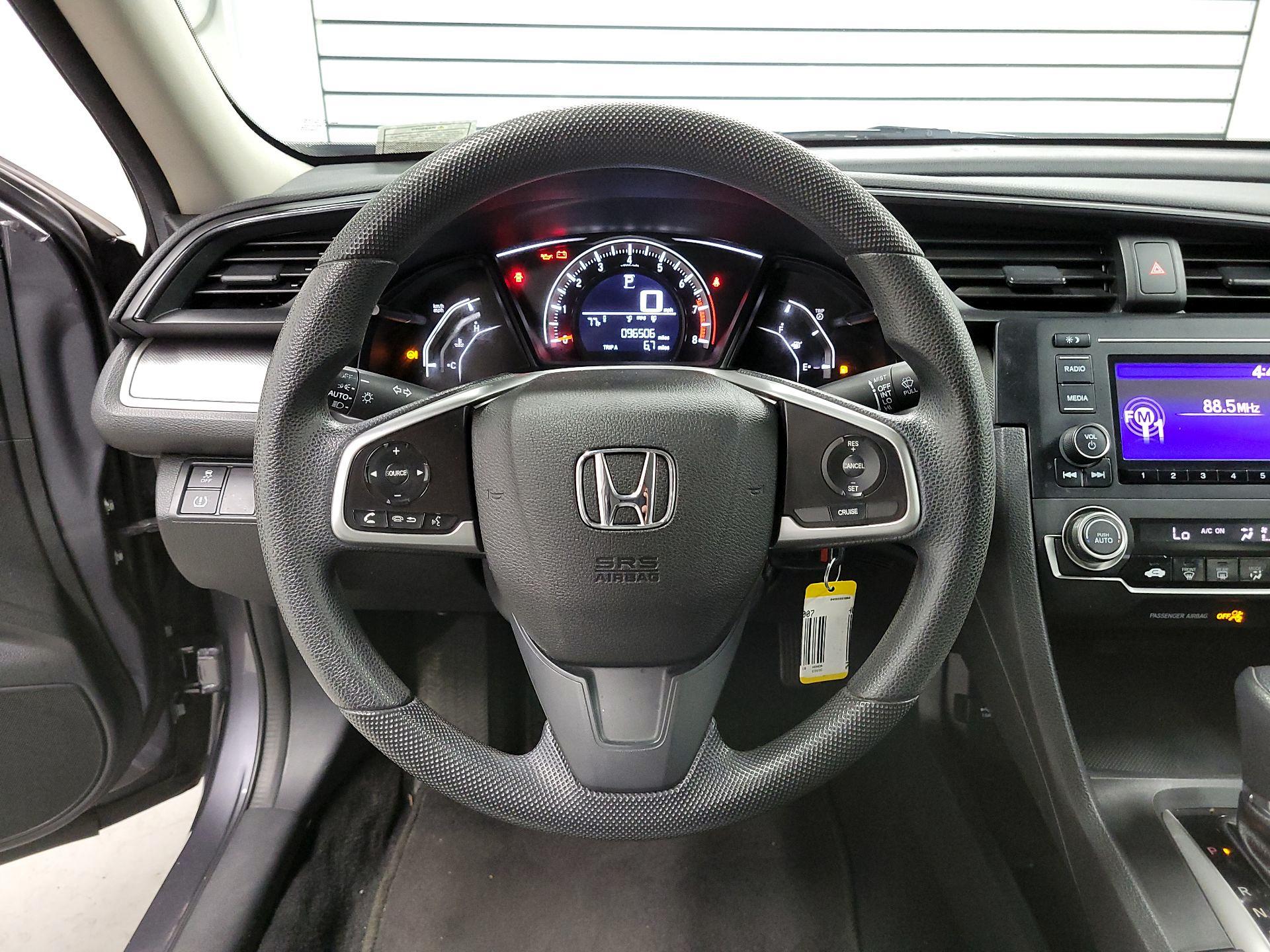 Thumbnail: 2016 Honda Civic - 10