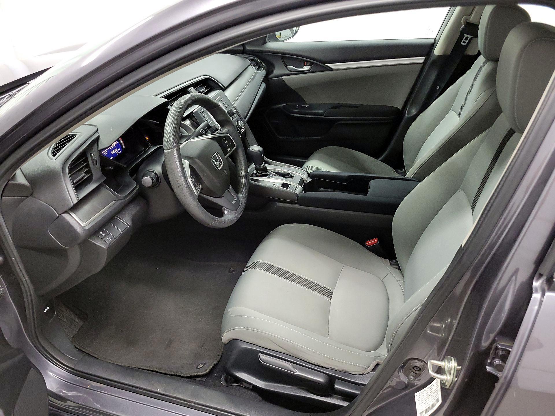 Thumbnail: 2016 Honda Civic - 11