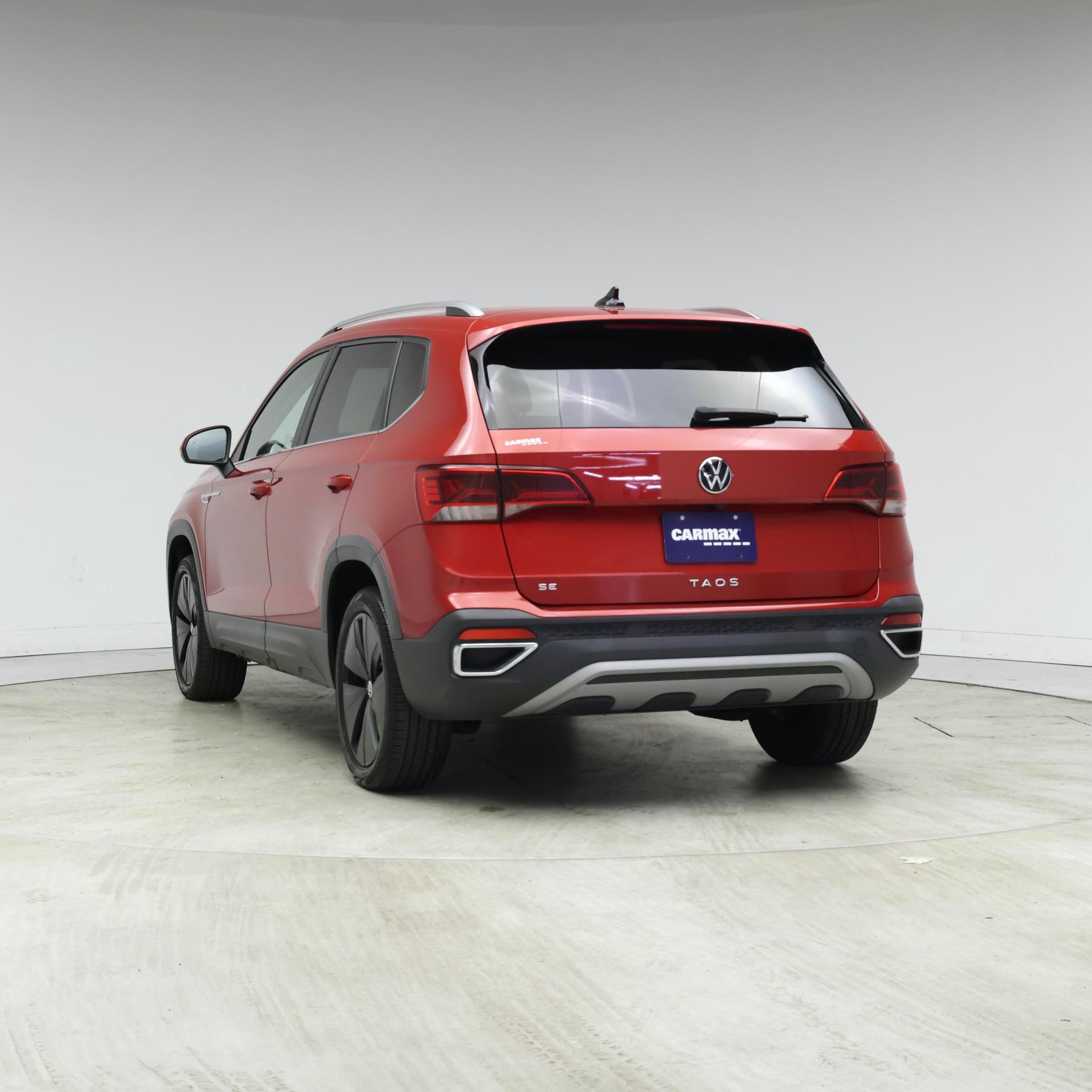 Thumbnail: 2022 Volkswagen Taos - 2