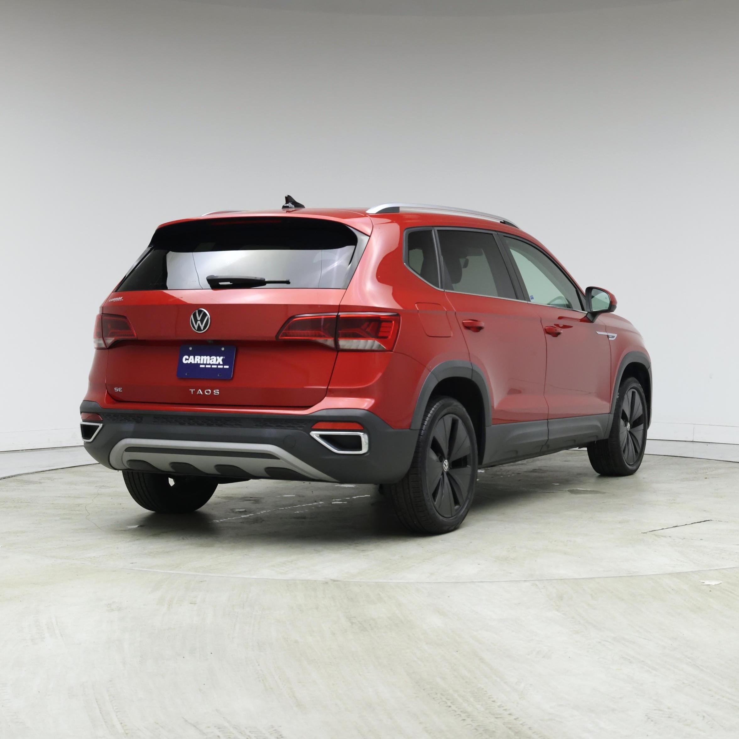 Thumbnail: 2022 Volkswagen Taos - 8