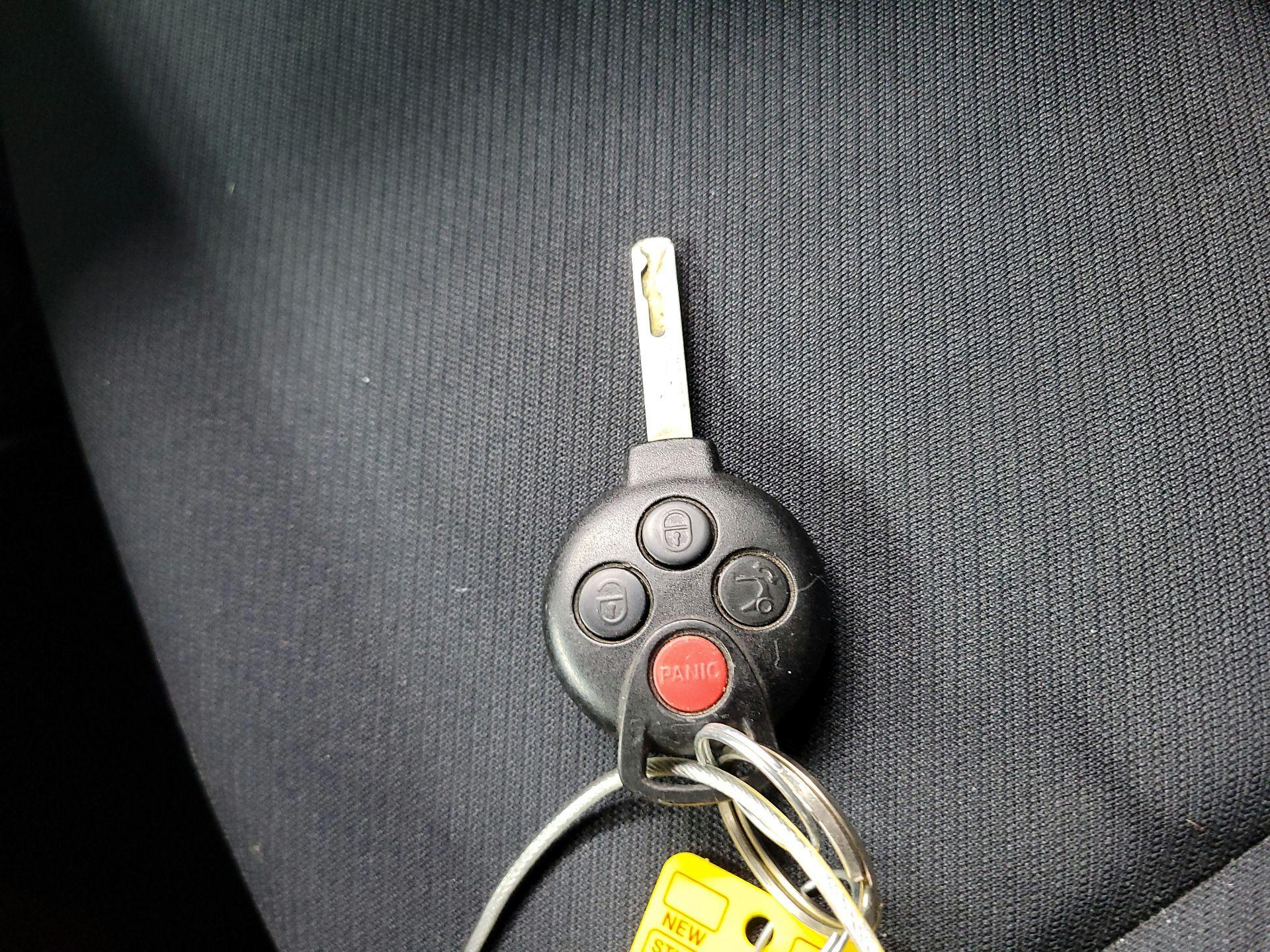 Thumbnail: 2015 smart fortwo - 18
