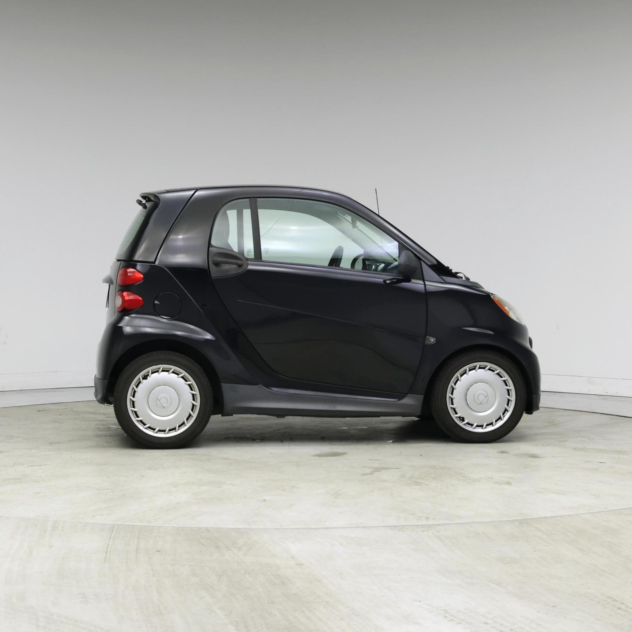 Thumbnail: 2015 smart fortwo - 7