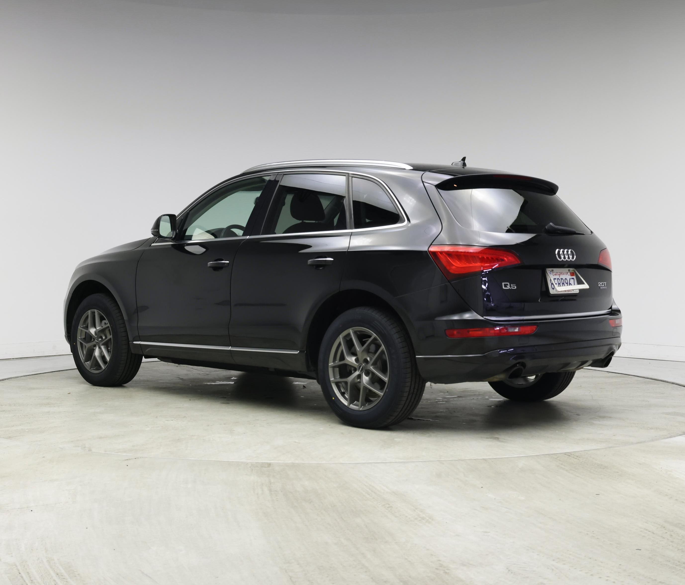 Thumbnail: 2015 Audi Q5 - 2