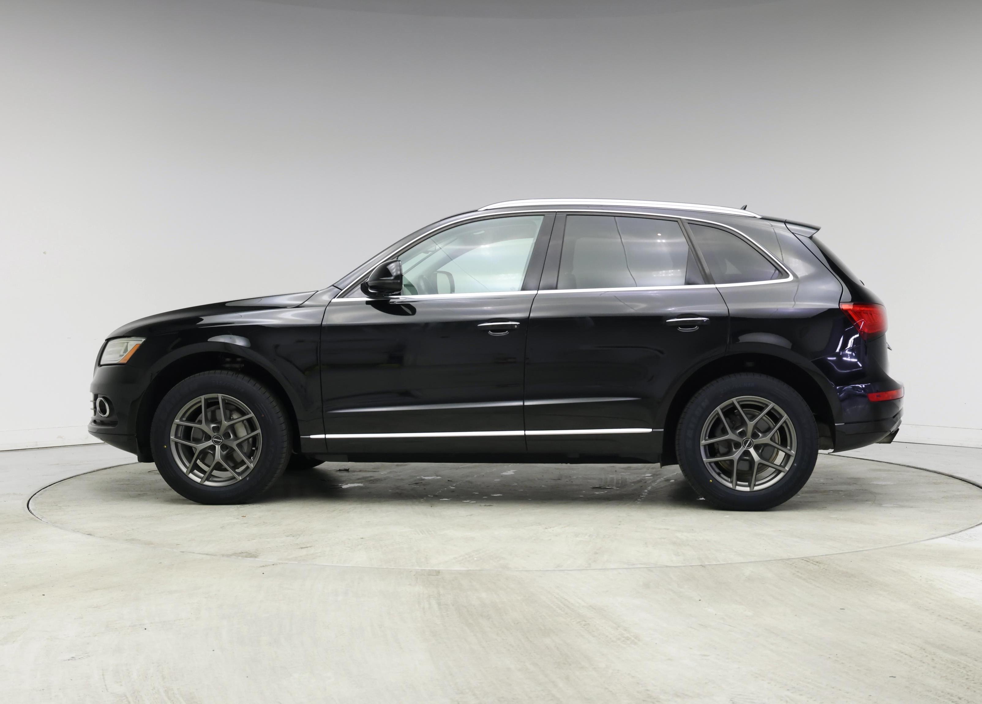 Thumbnail: 2015 Audi Q5 - 3