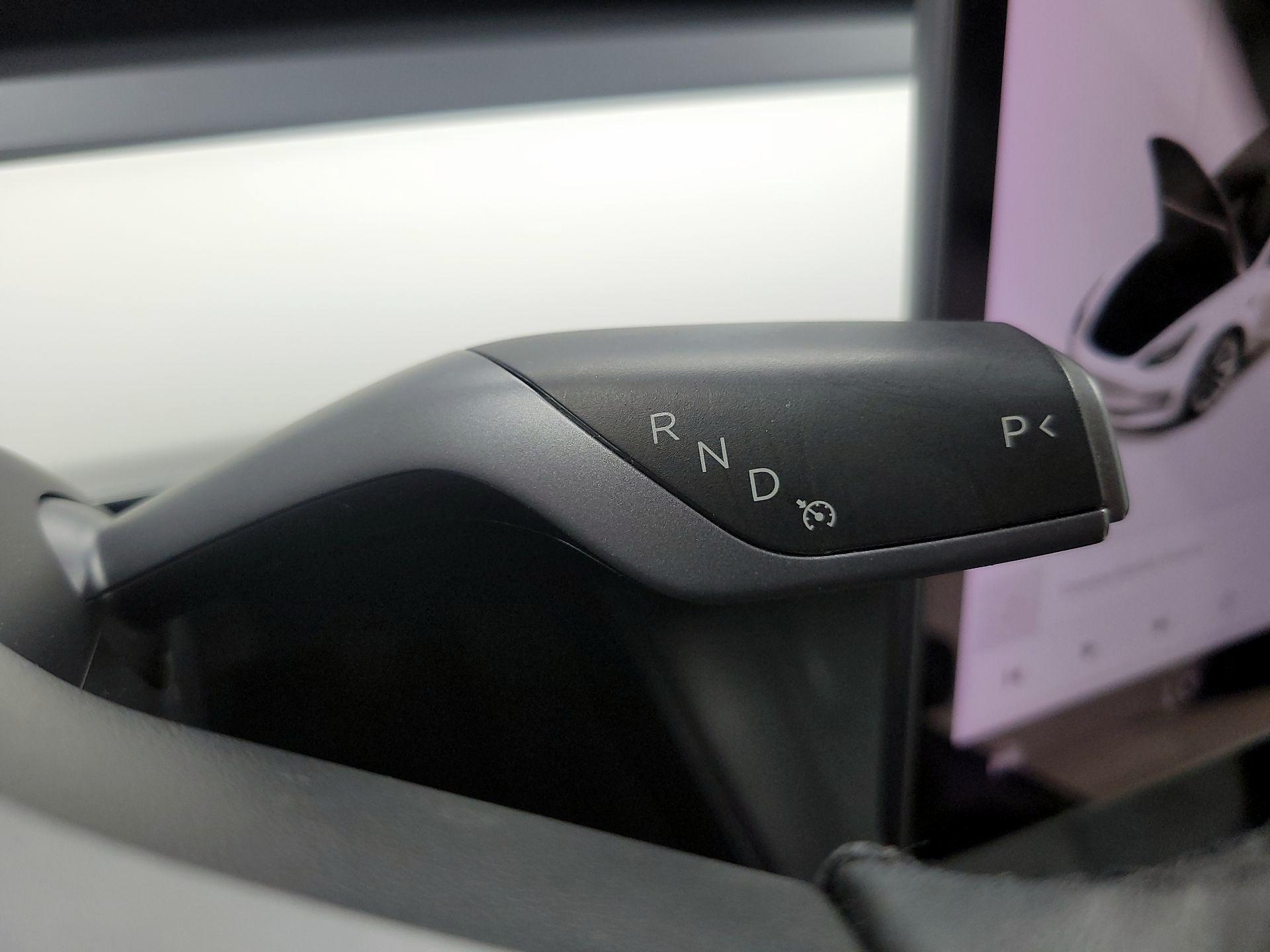 Thumbnail: 2021 Tesla Model 3 - 17
