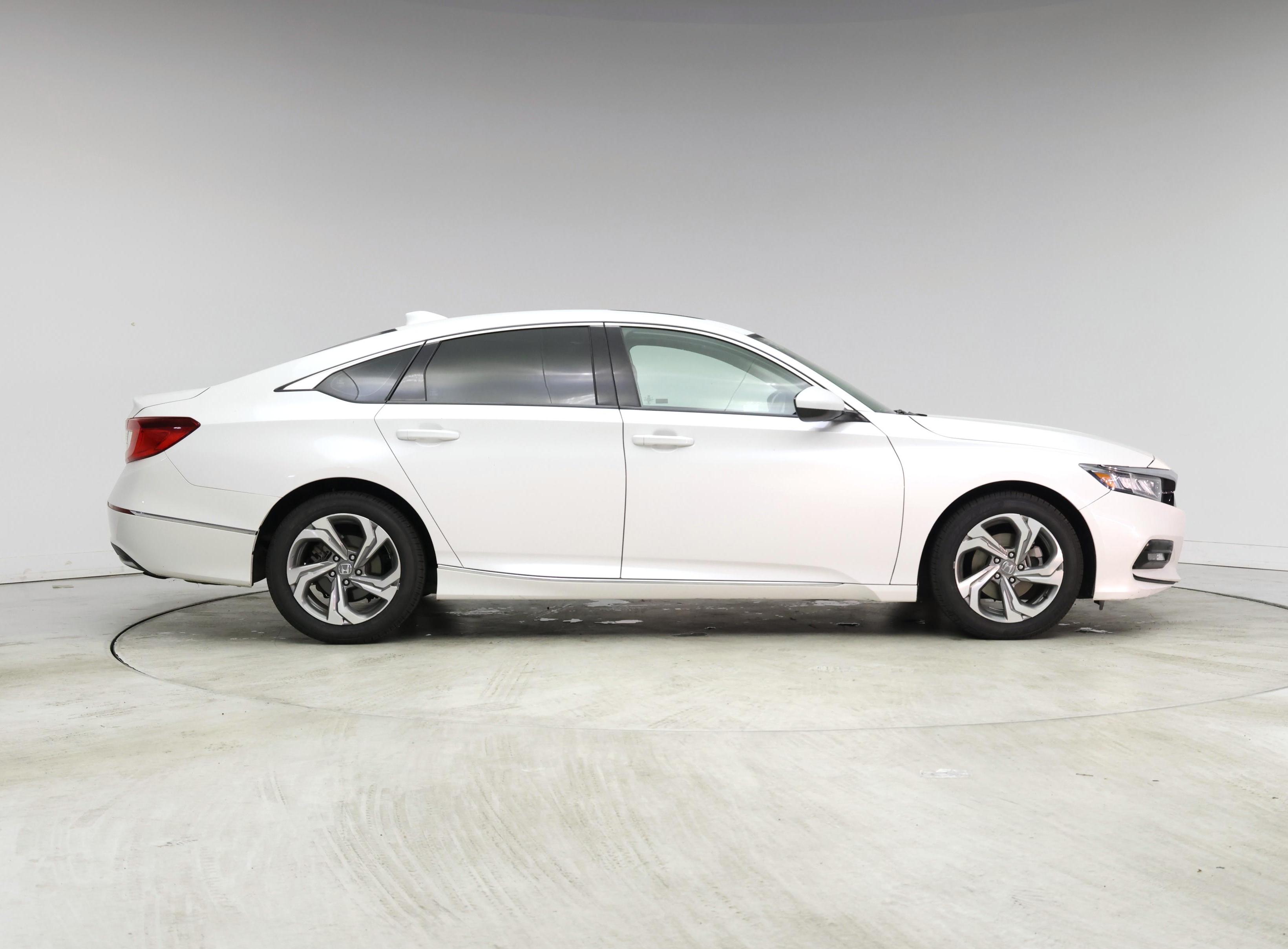 Thumbnail: 2018 Honda Accord - 7