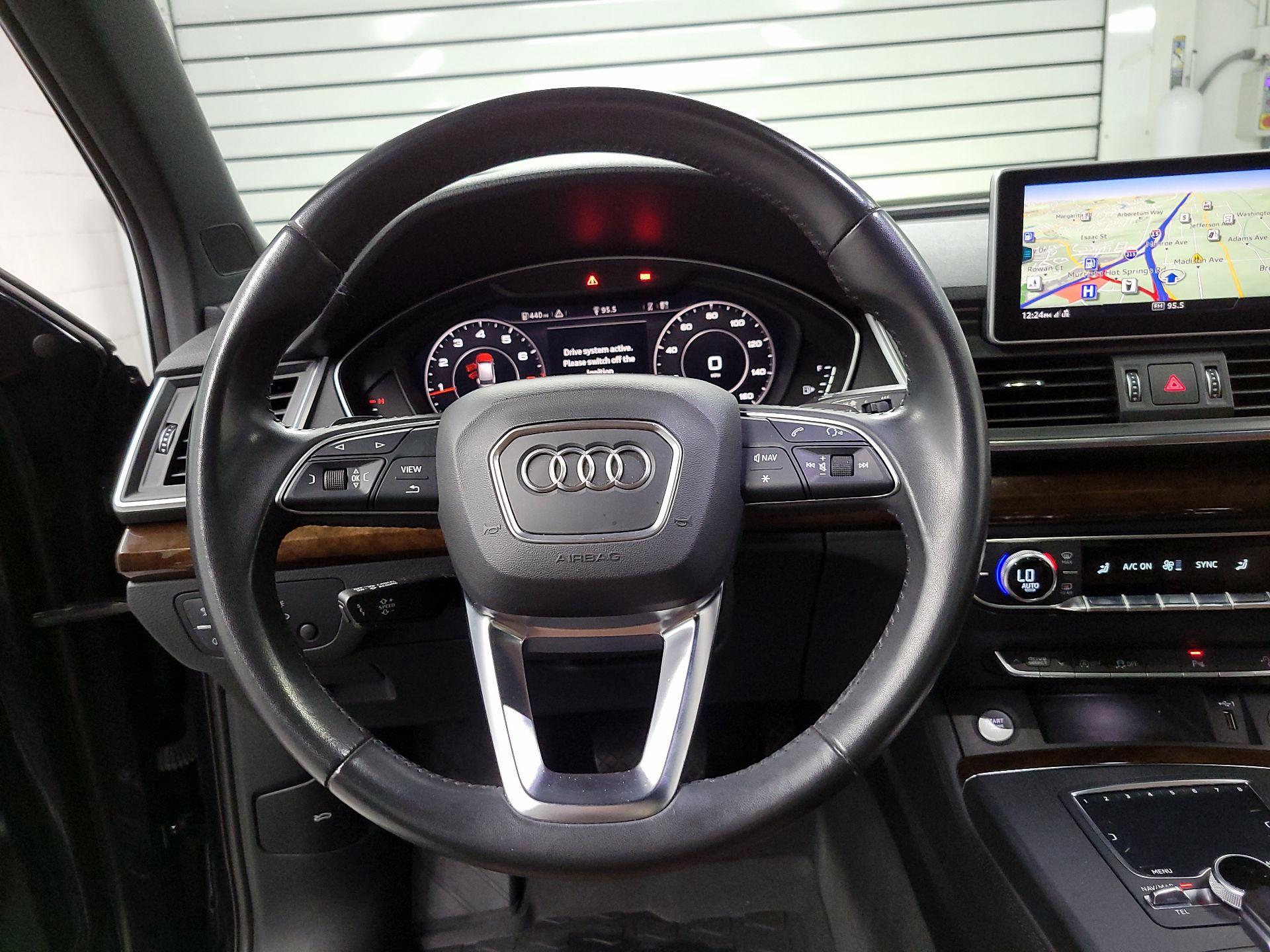 Thumbnail: 2019 Audi Q5 - 10
