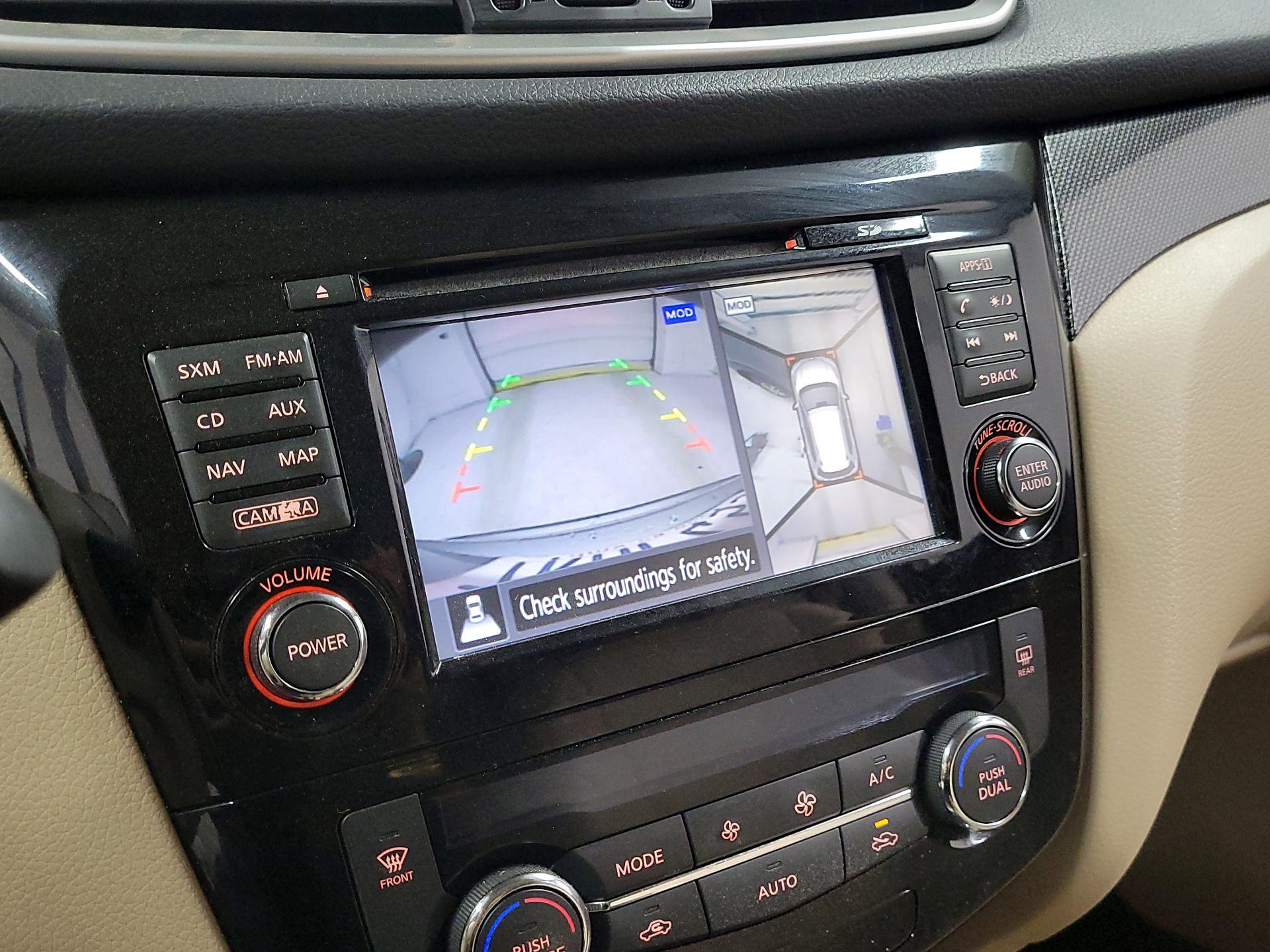 Thumbnail: 2015 Nissan Rogue - 14