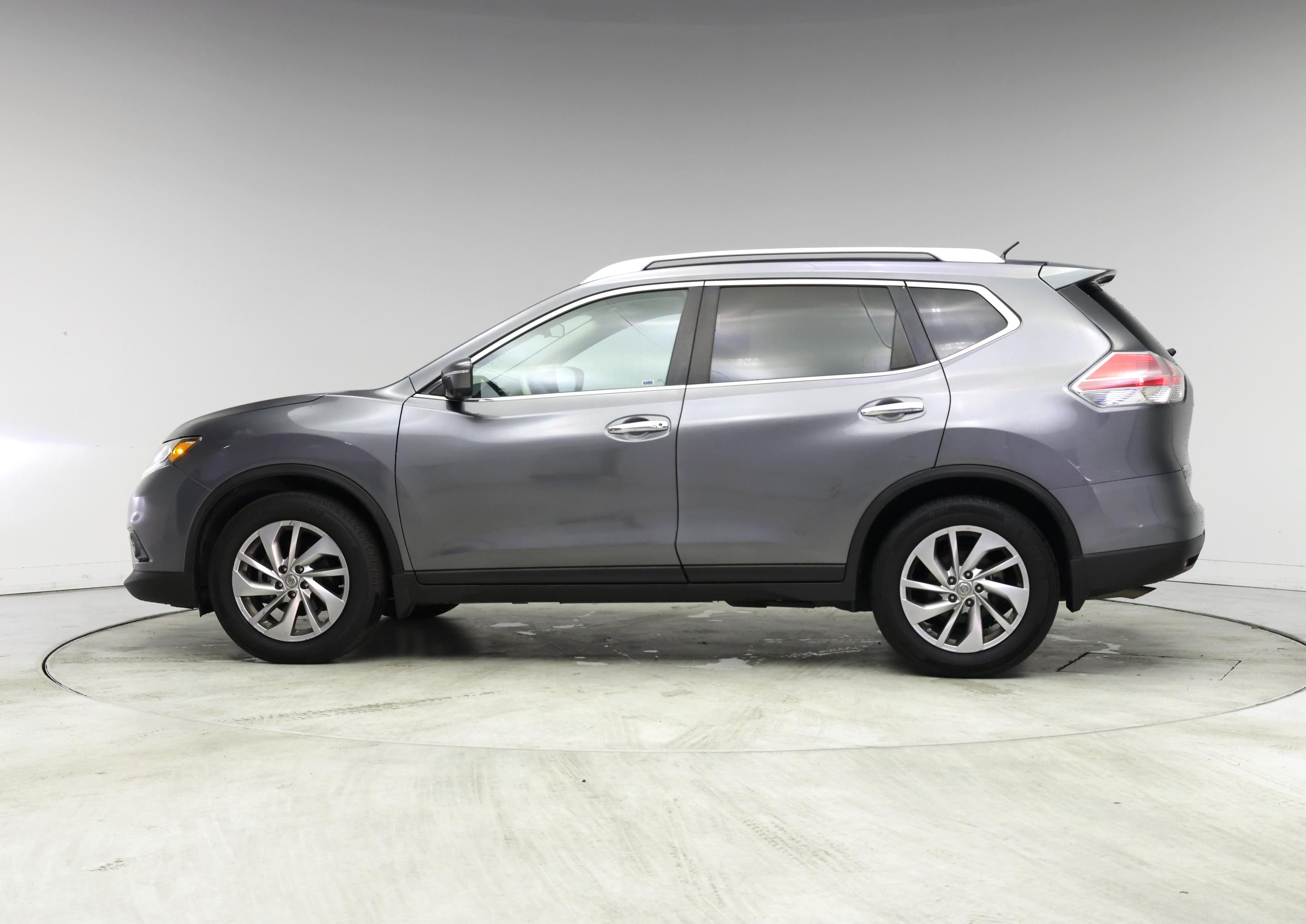 Thumbnail: 2015 Nissan Rogue - 3