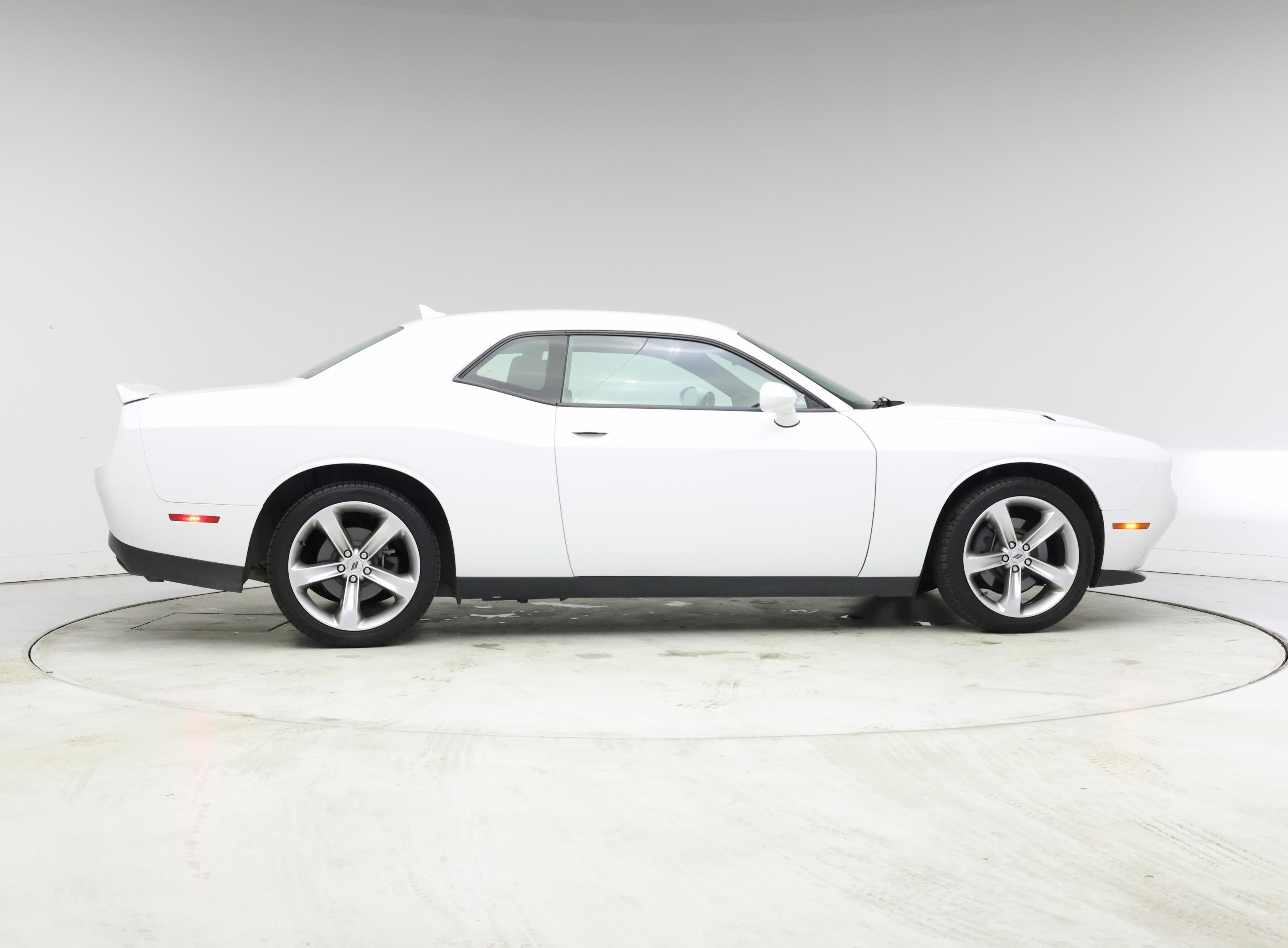 Thumbnail: 2018 Dodge Challenger - 7