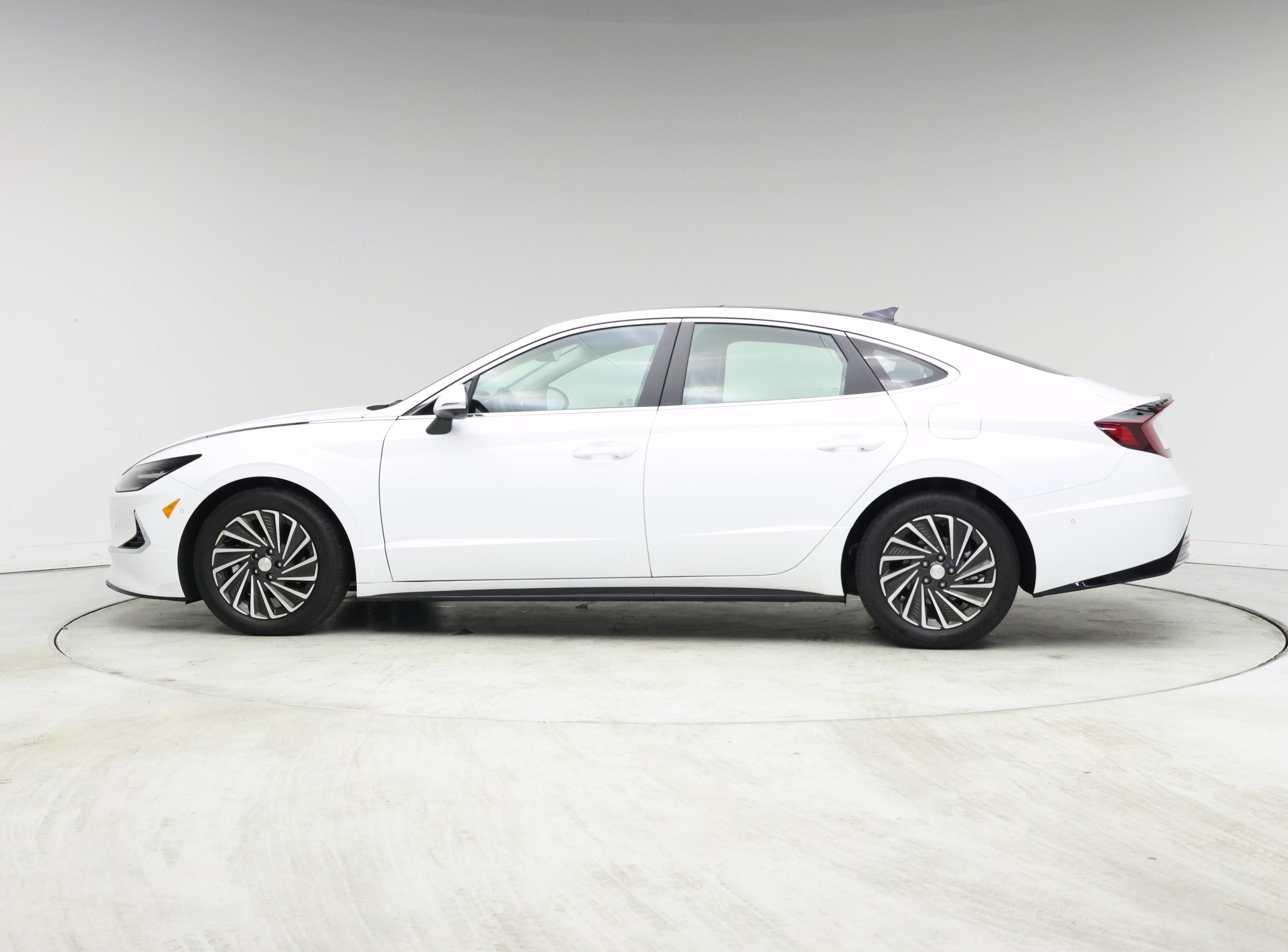 Thumbnail: 2023 Hyundai Sonata - 3