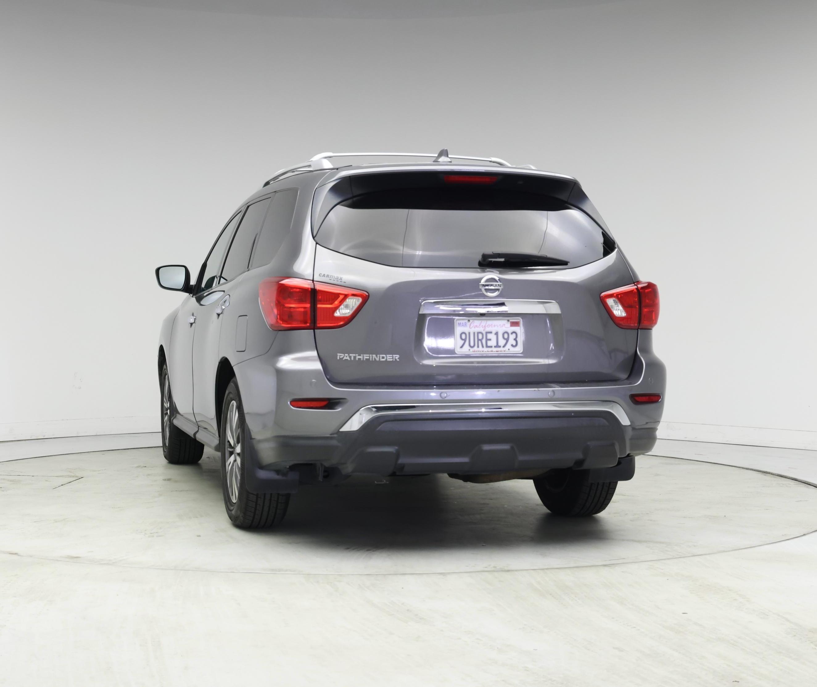 Thumbnail: 2019 Nissan Pathfinder - 6