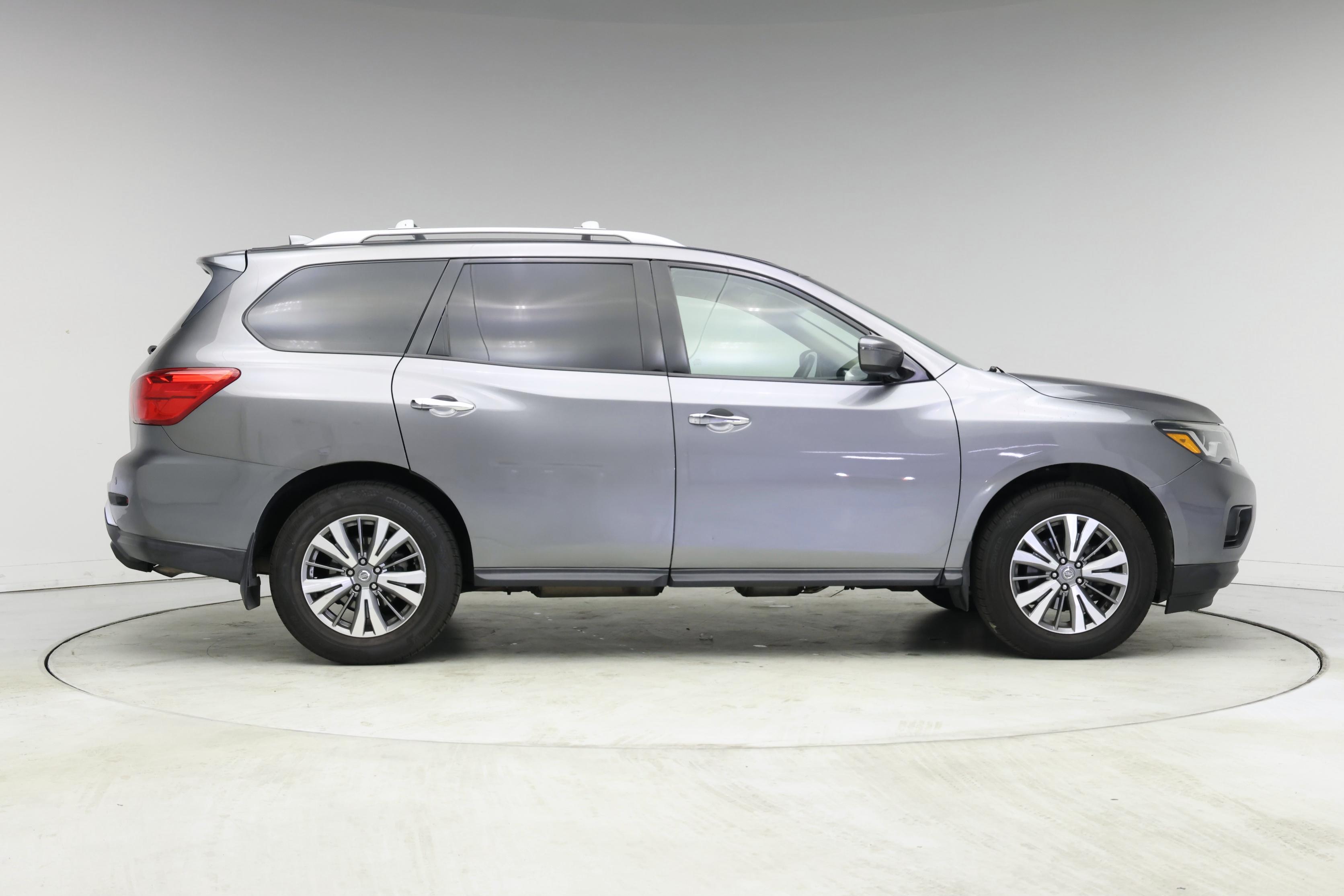 Thumbnail: 2019 Nissan Pathfinder - 7