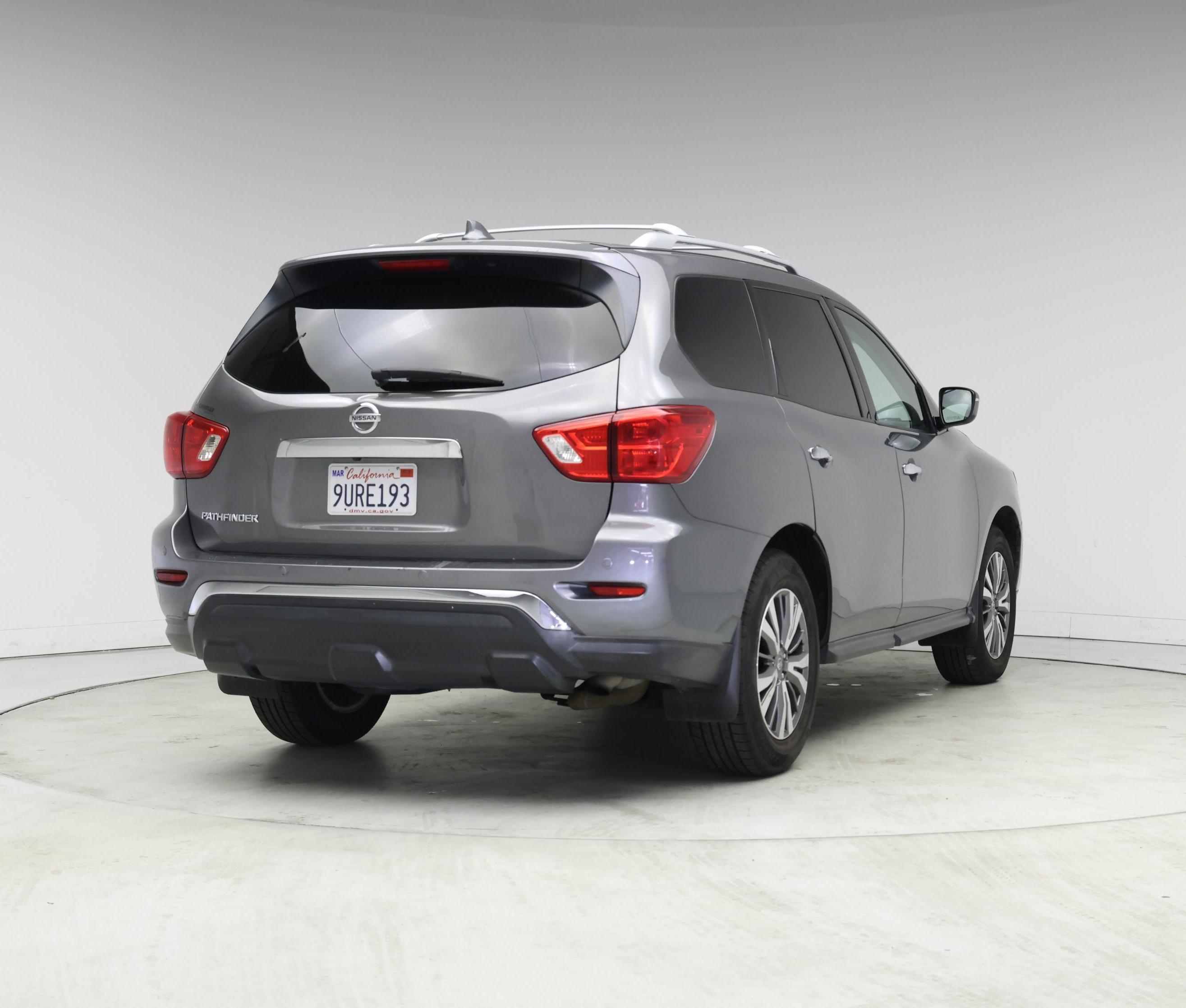 Thumbnail: 2019 Nissan Pathfinder - 8